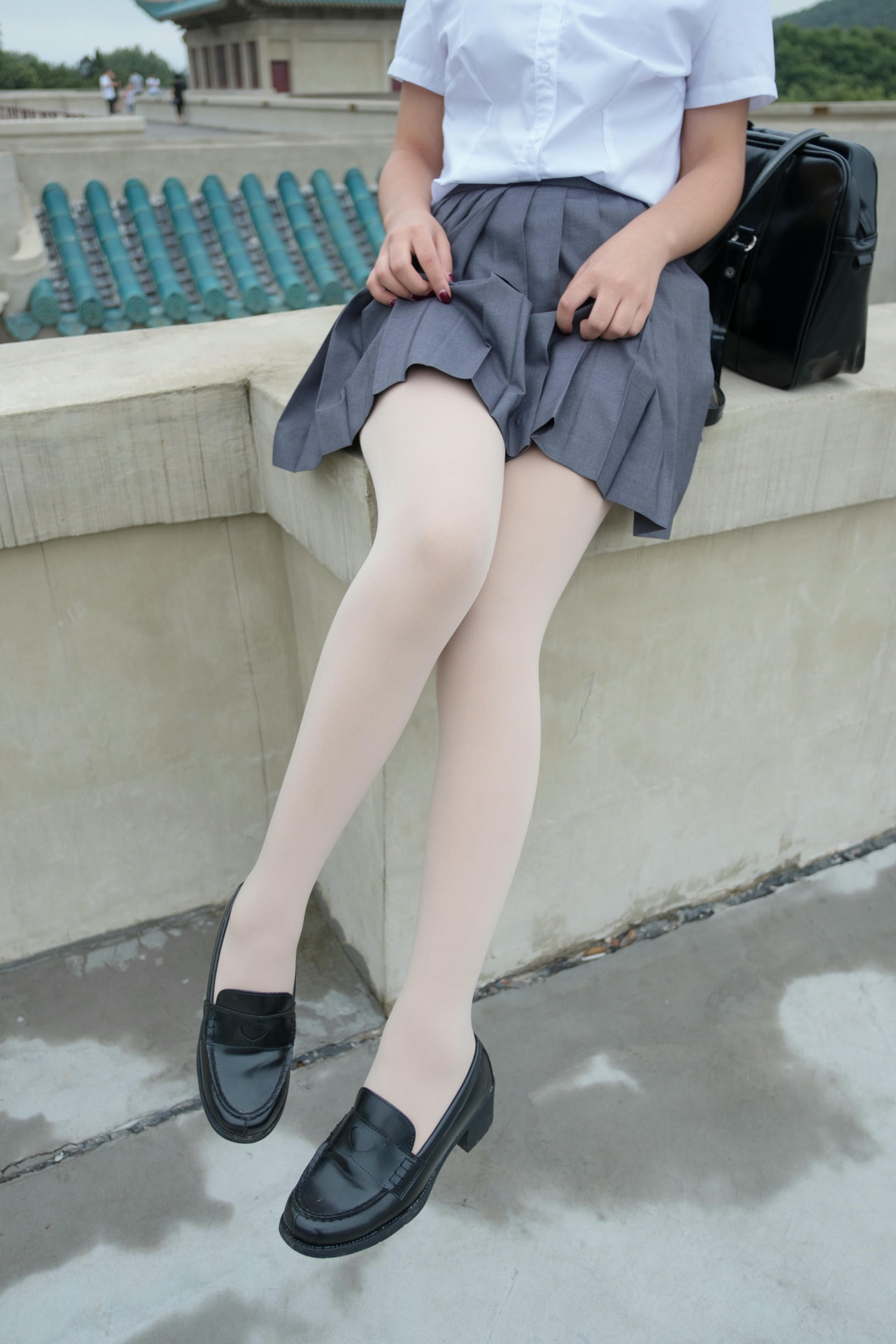 森萝财团 BETA-005 女生的白衬衣 [75P-498MB]_第1集
