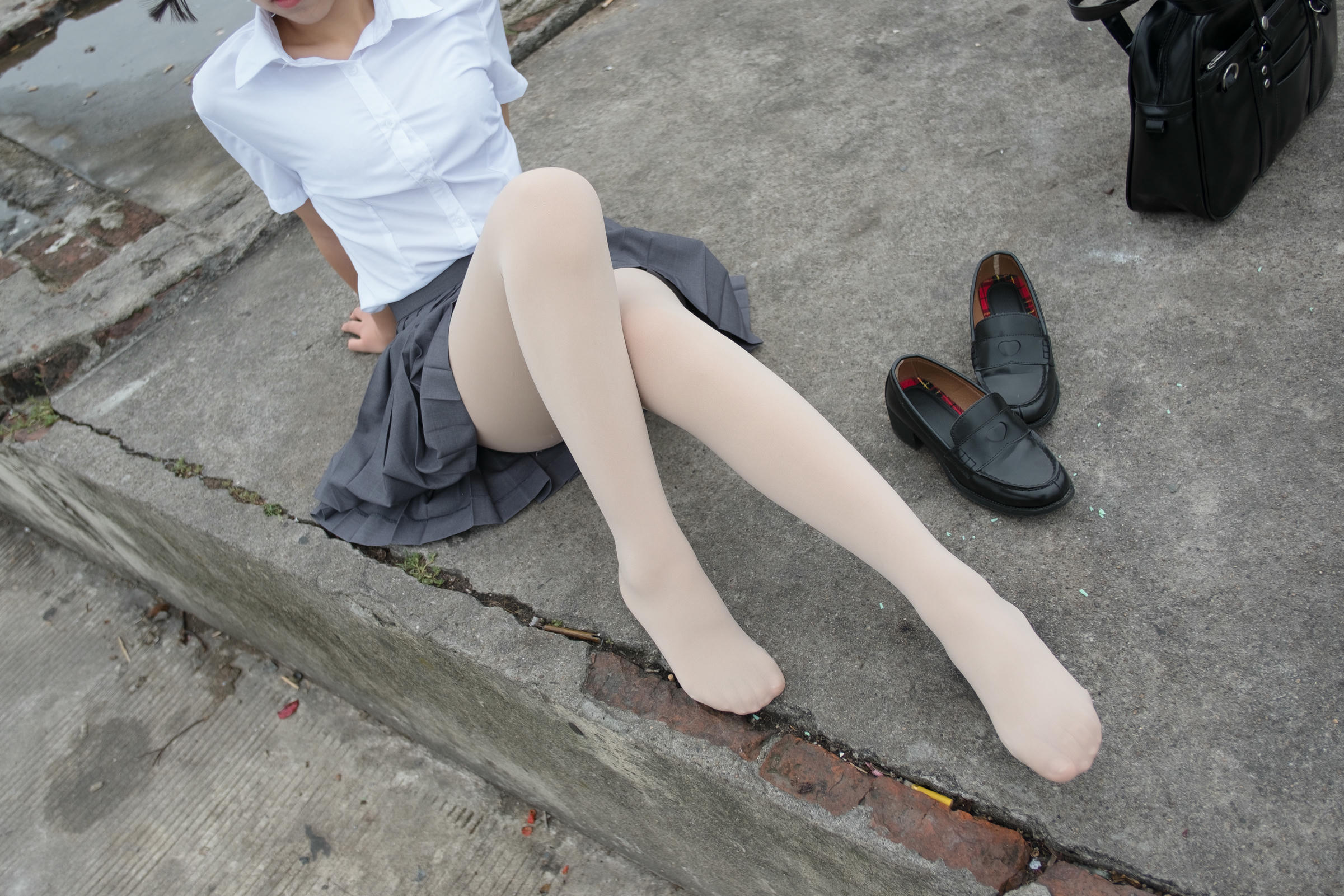 森萝财团 BETA-005 女生的白衬衣 [75P-498MB]_第4集