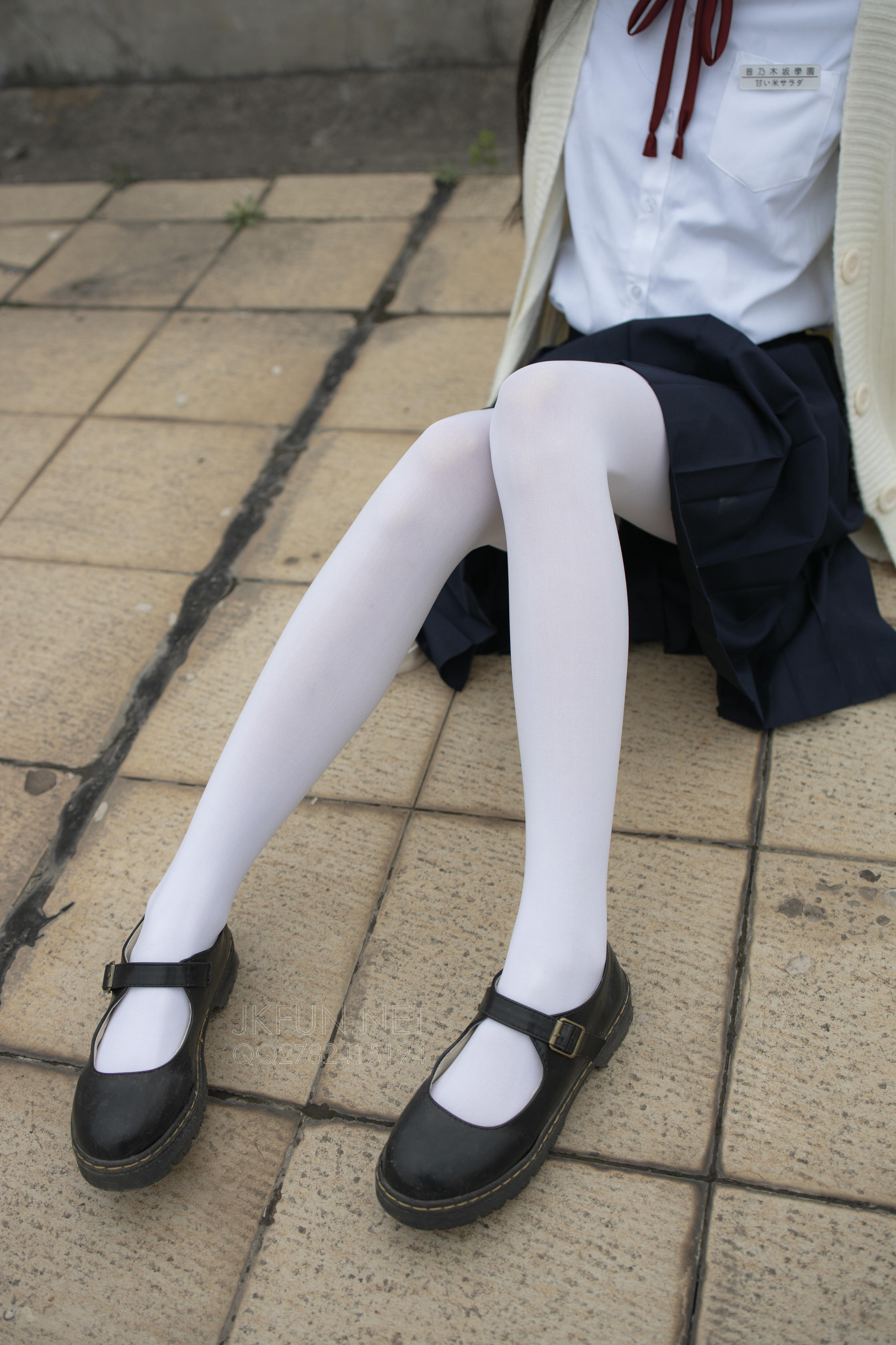 森萝财团 JKFUN-001 甜米 纯纯的白丝学妹 [127P1V-2.61GB]_第2集