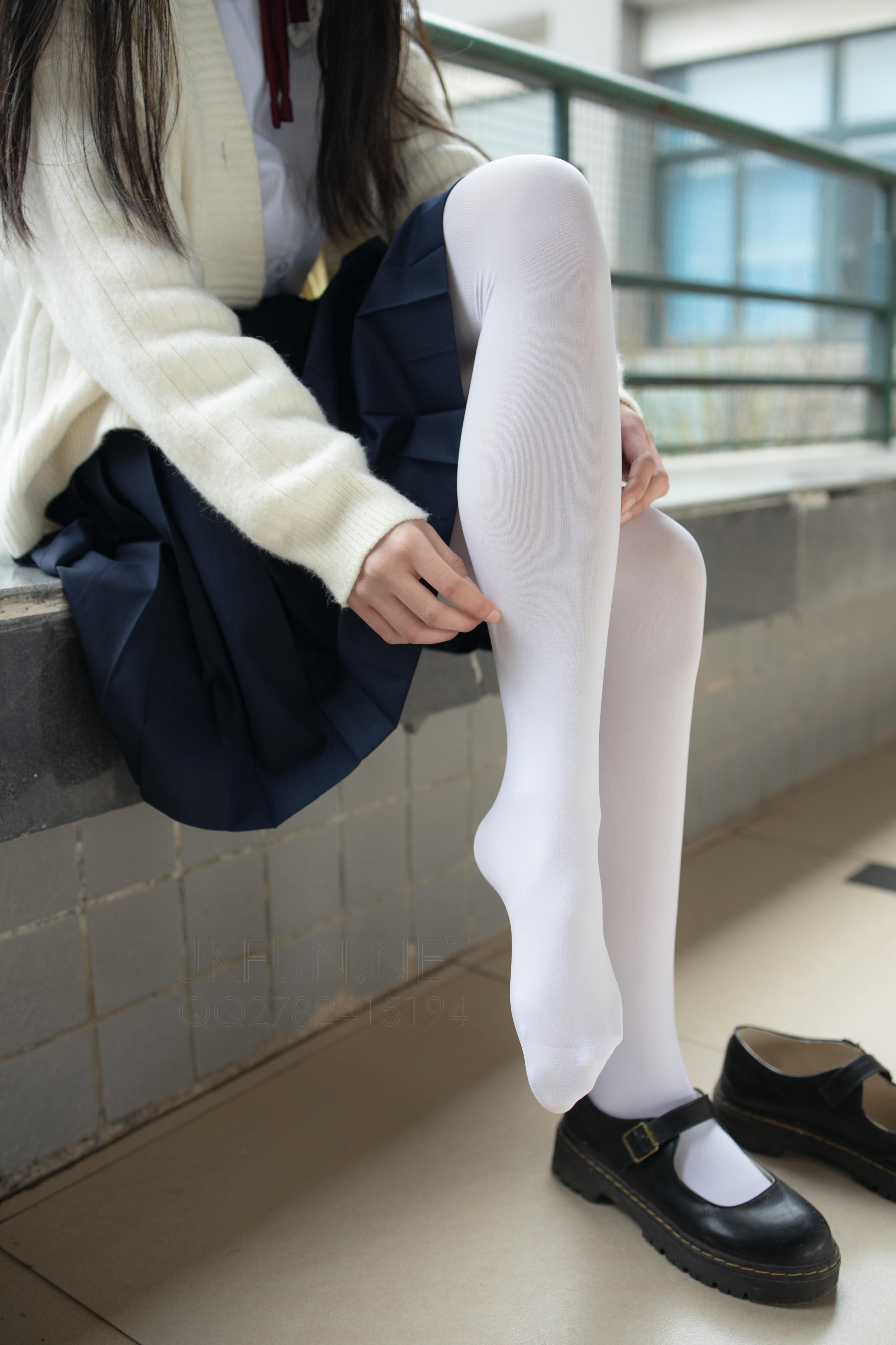 森萝财团 JKFUN-001 甜米 纯纯的白丝学妹 [127P1V-2.61GB]_第1集