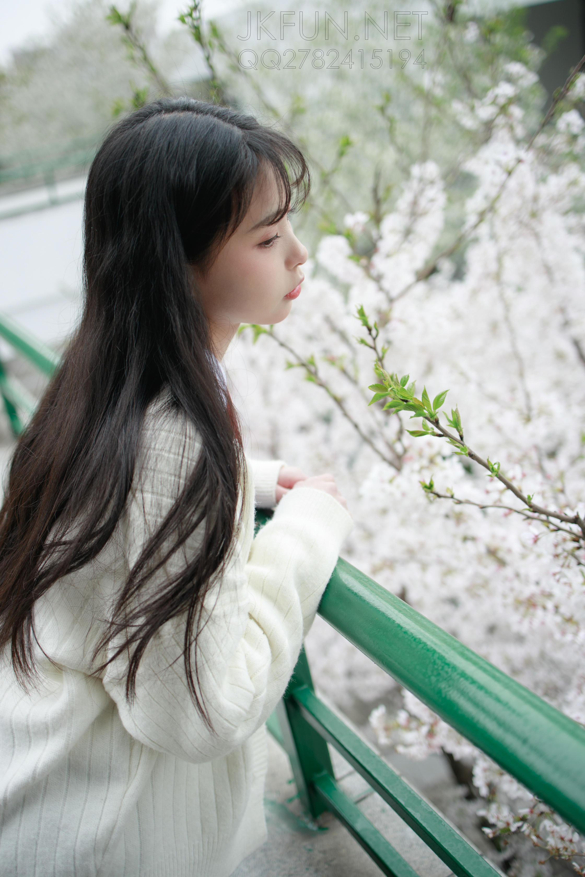森萝财团 JKFUN-001 甜米 纯纯的白丝学妹 [127P1V-2.61GB]_第3集