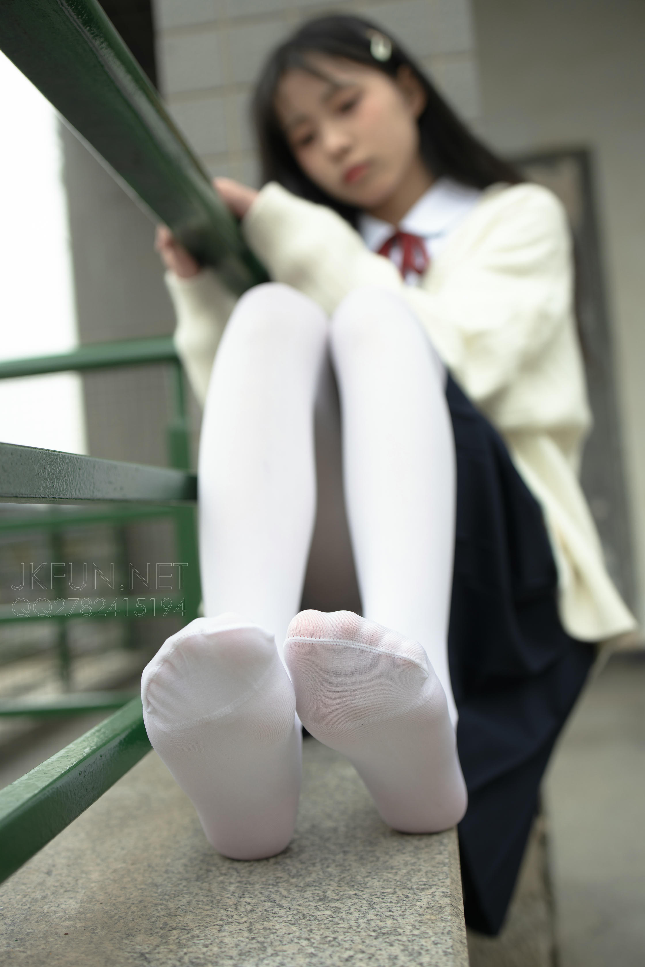 森萝财团 JKFUN-001 甜米 纯纯的白丝学妹 [127P1V-2.61GB]_第3集