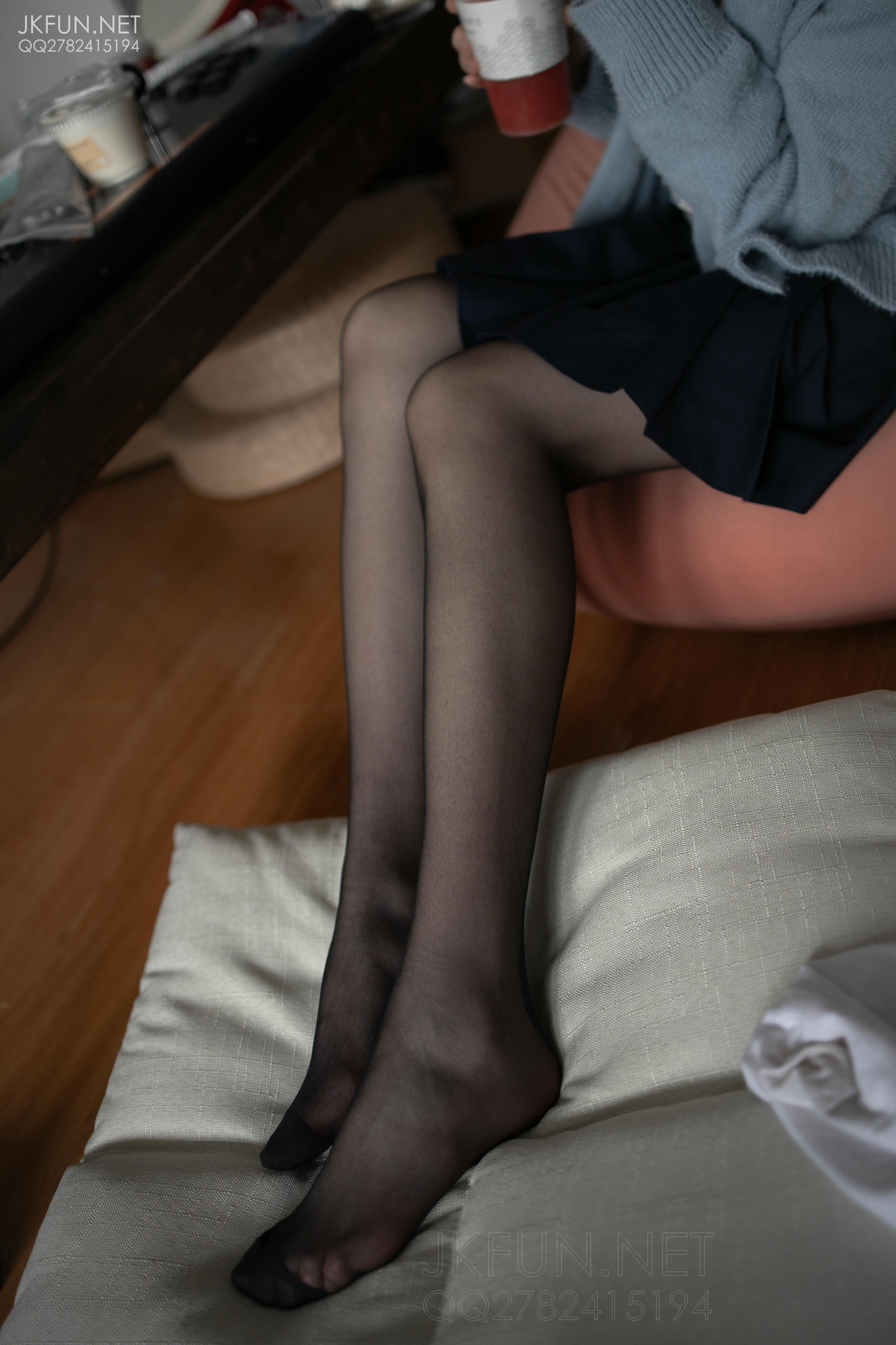 森萝财团 JKFUN-002 Aika 可爱学妹丝足 [230P1V-5.29GB]_第8集