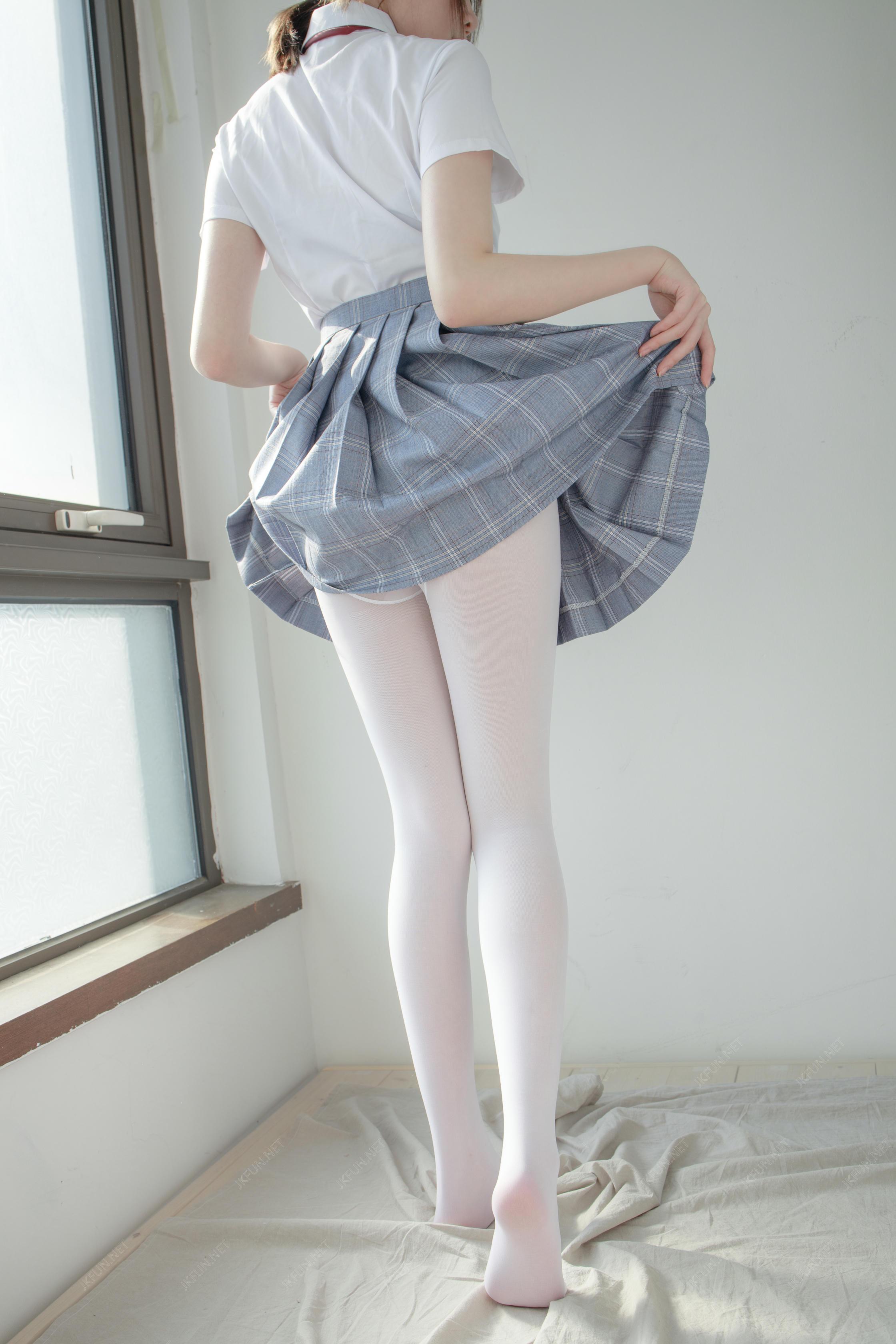 森萝财团 JKFUN-002 Aika 可爱学妹丝足 [230P1V-5.29GB]_第11集