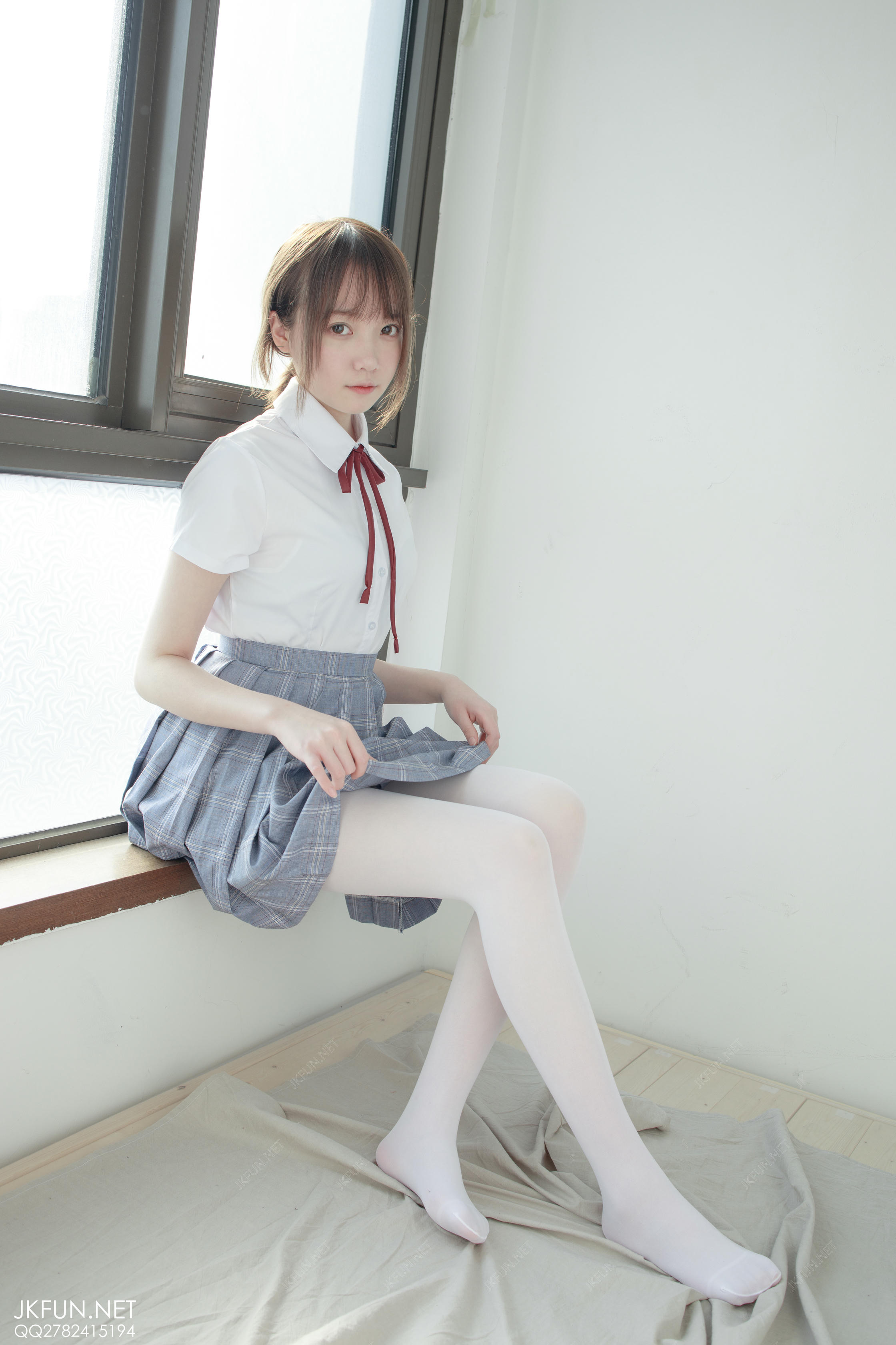 森萝财团 JKFUN-002 Aika 可爱学妹丝足 [230P1V-5.29GB]_第12集