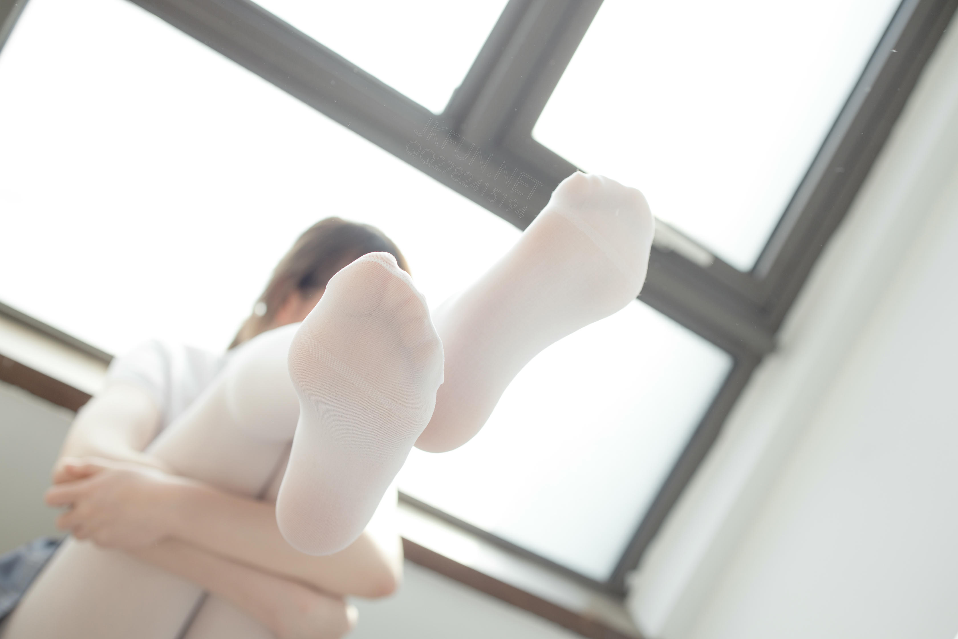 森萝财团 JKFUN-002 Aika 可爱学妹丝足 [230P1V-5.29GB]_第3集