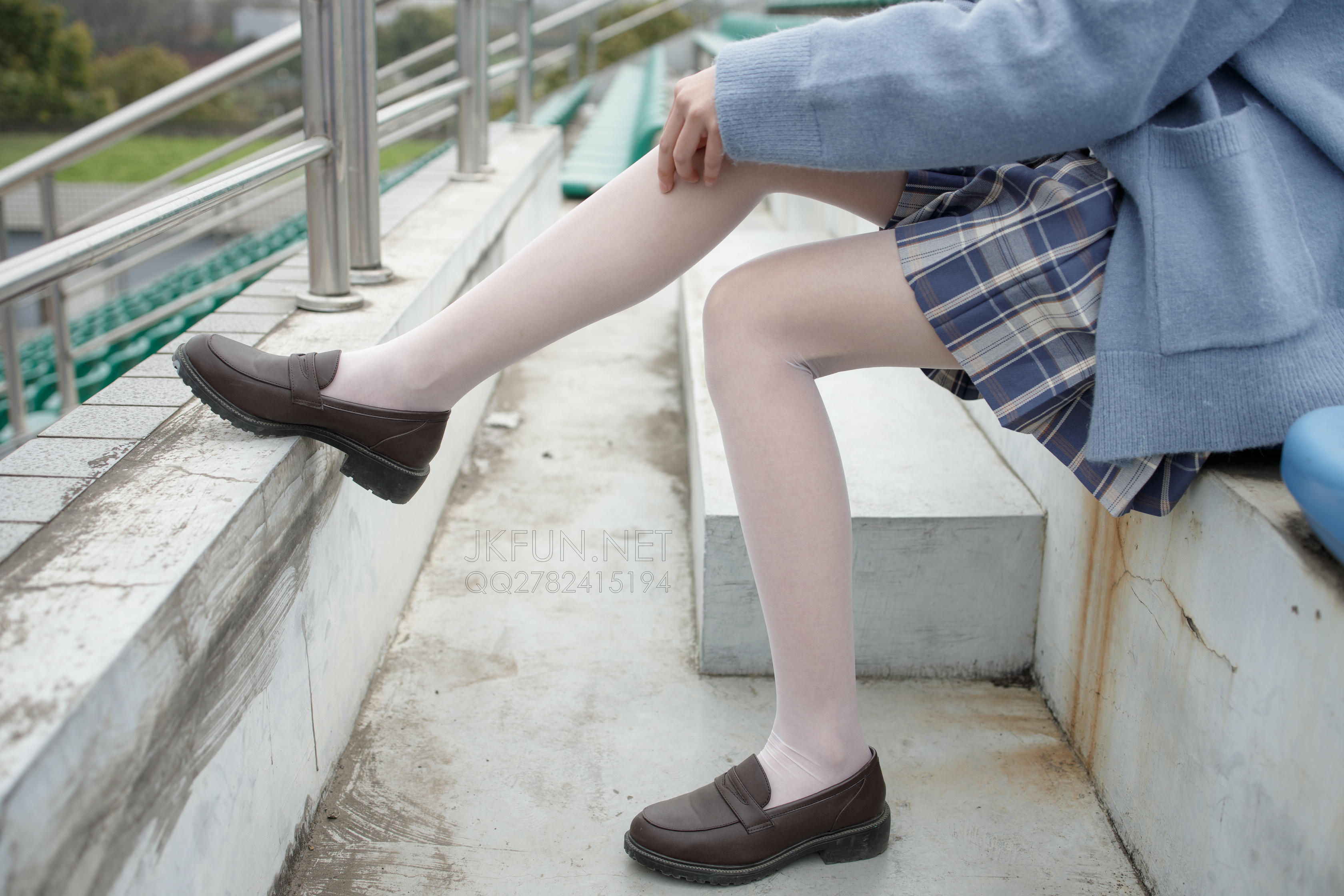 森萝财团 JKFUN-003 甜米 春游 [150P1V-3.81GB]_第2集