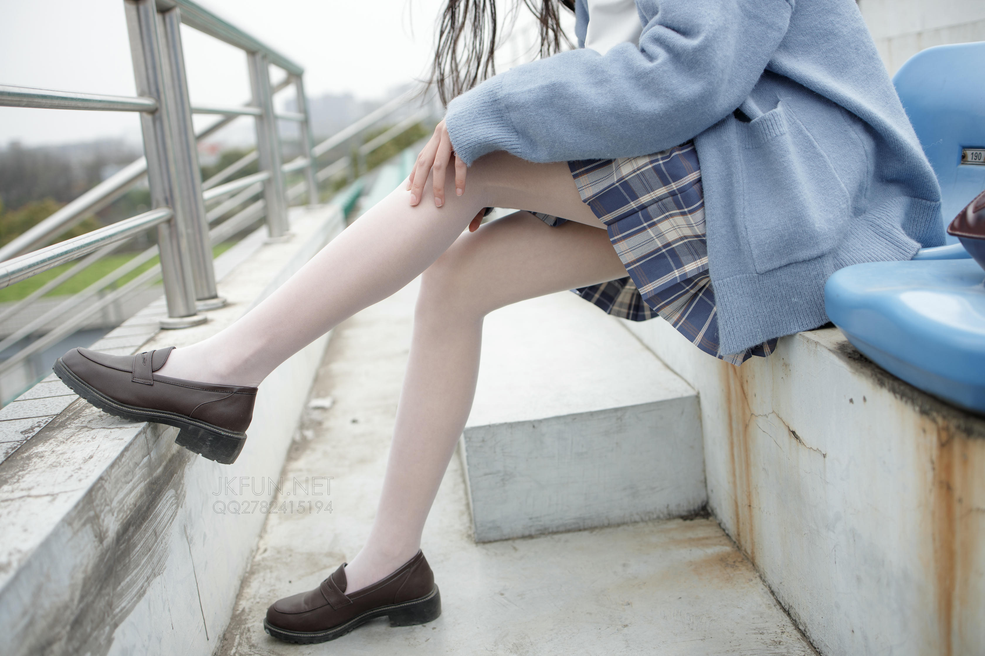 森萝财团 JKFUN-003 甜米 春游 [150P1V-3.81GB]_第2集