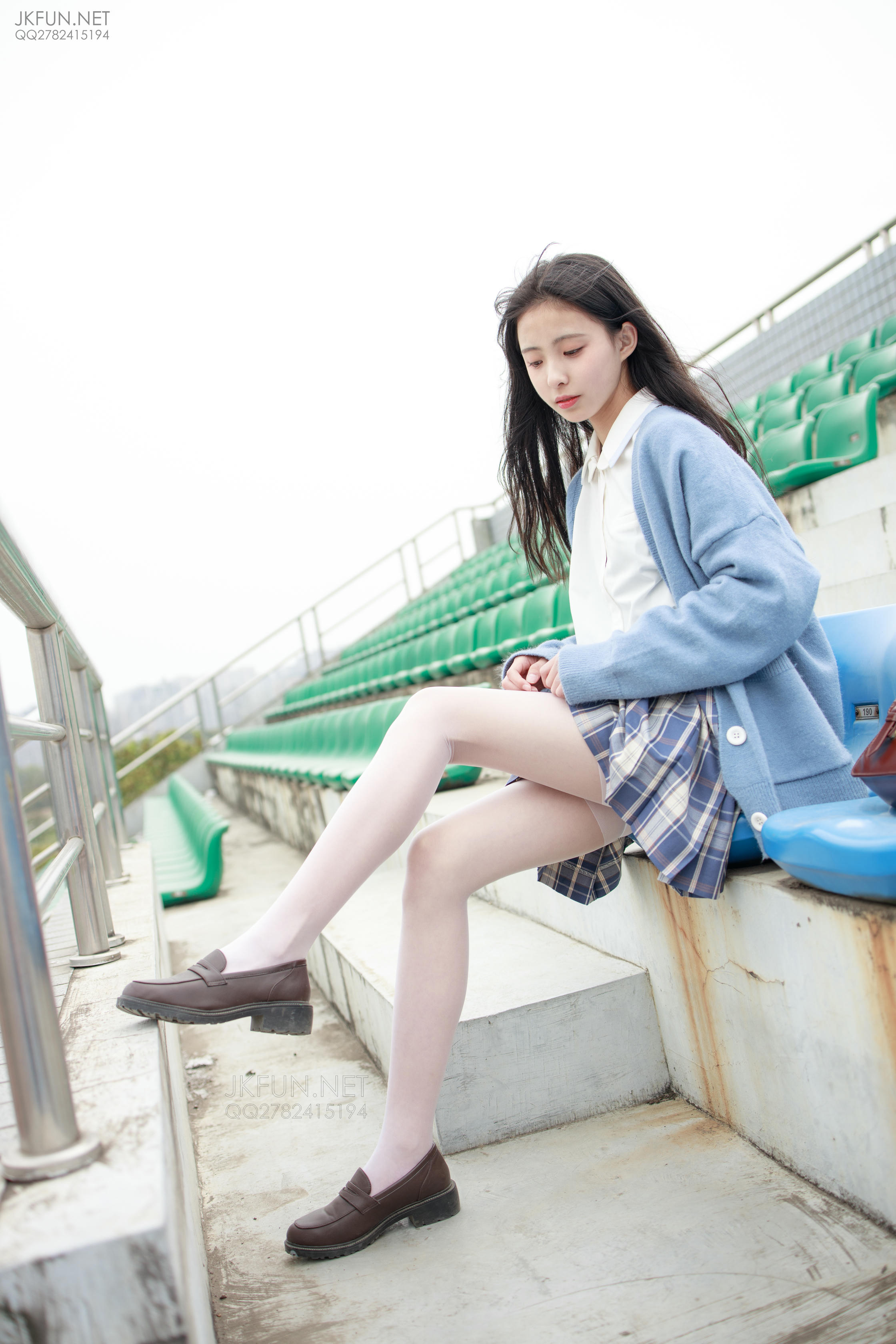 森萝财团 JKFUN-003 甜米 春游 [150P1V-3.81GB]_第2集