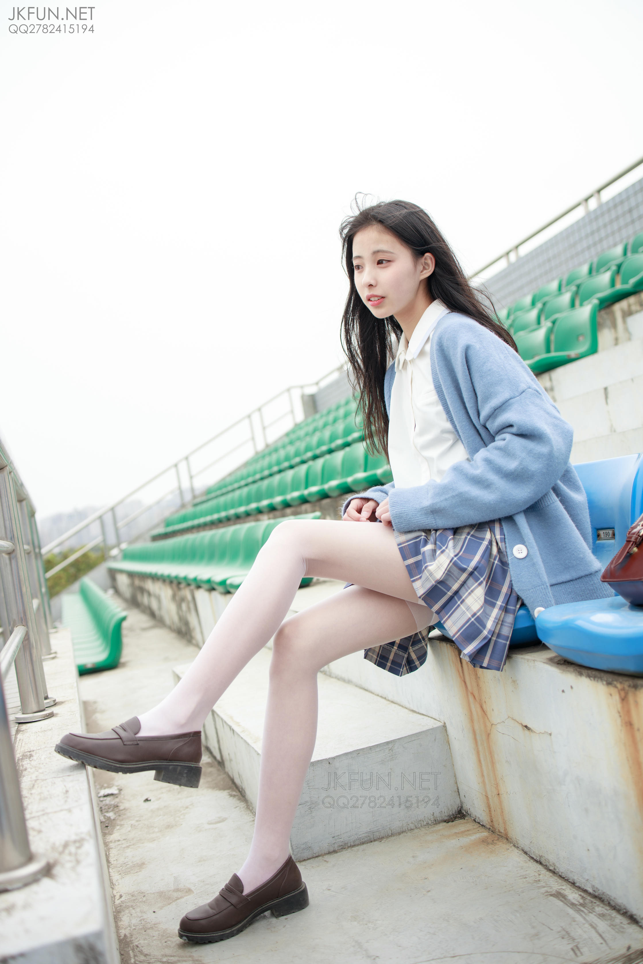 森萝财团 JKFUN-003 甜米 春游 [150P1V-3.81GB]_第2集