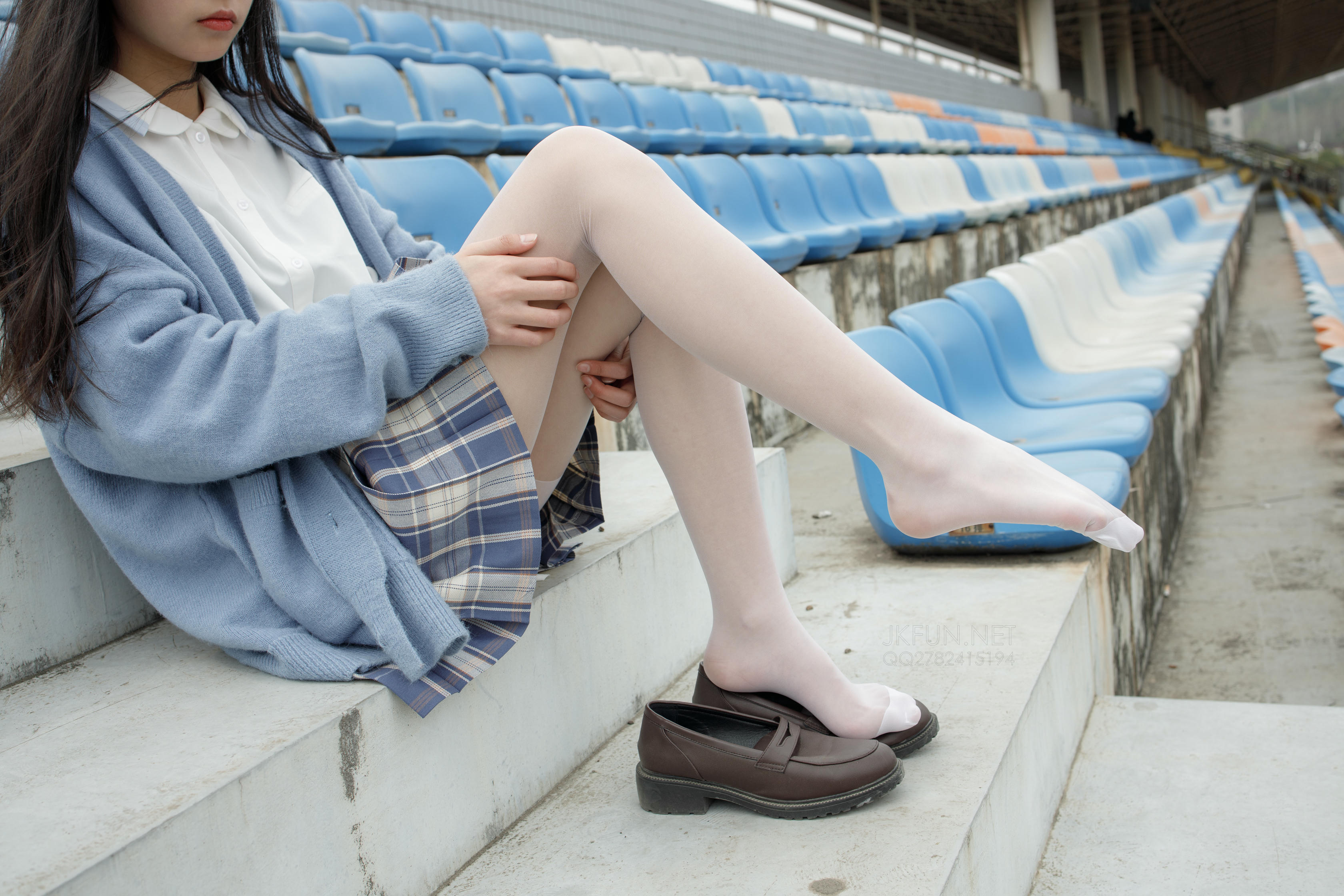 森萝财团 JKFUN-003 甜米 春游 [150P1V-3.81GB]_第3集