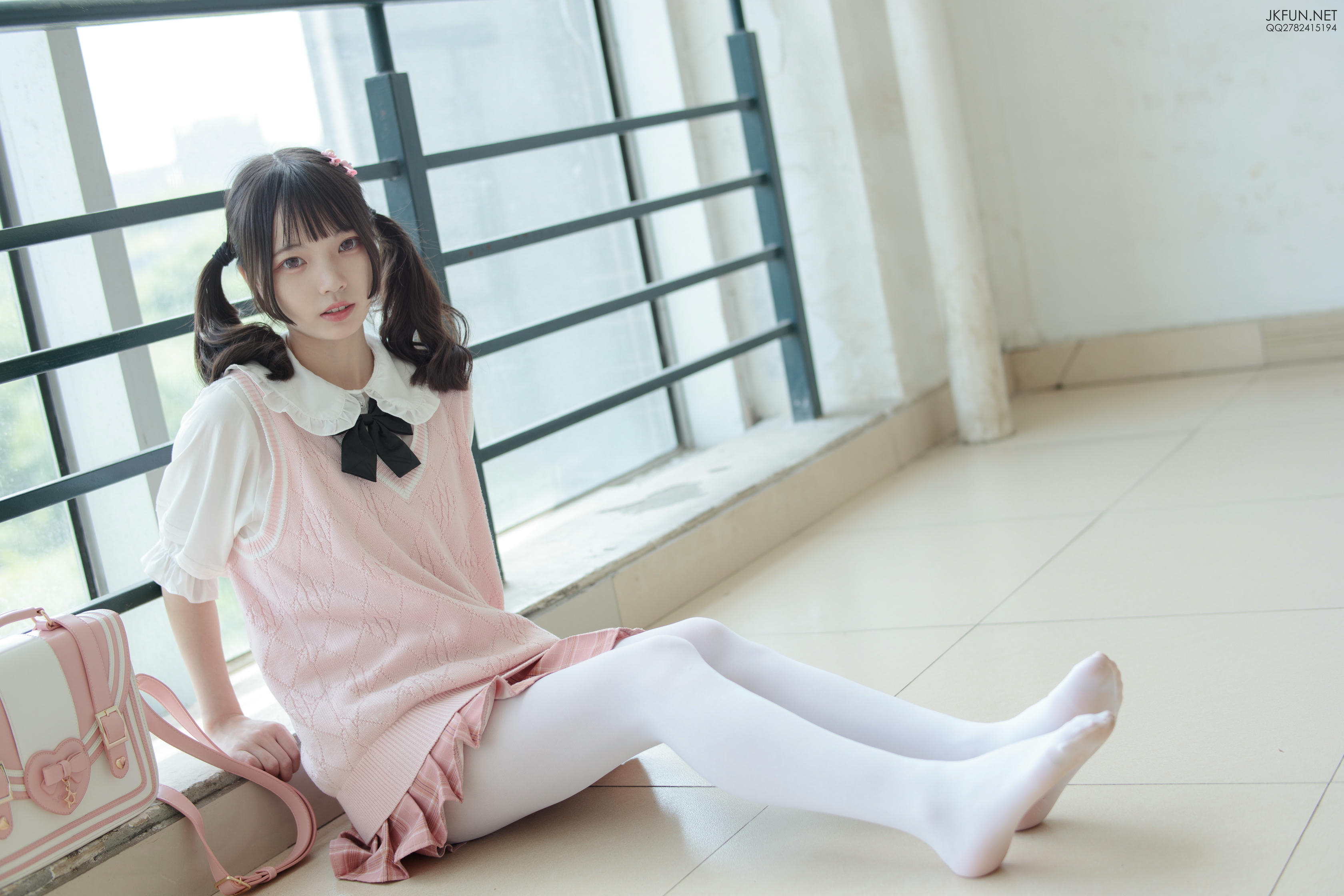 森萝财团 JKFUN-007 默陌 80D白丝 [126P1V-2.71GB]_第6集