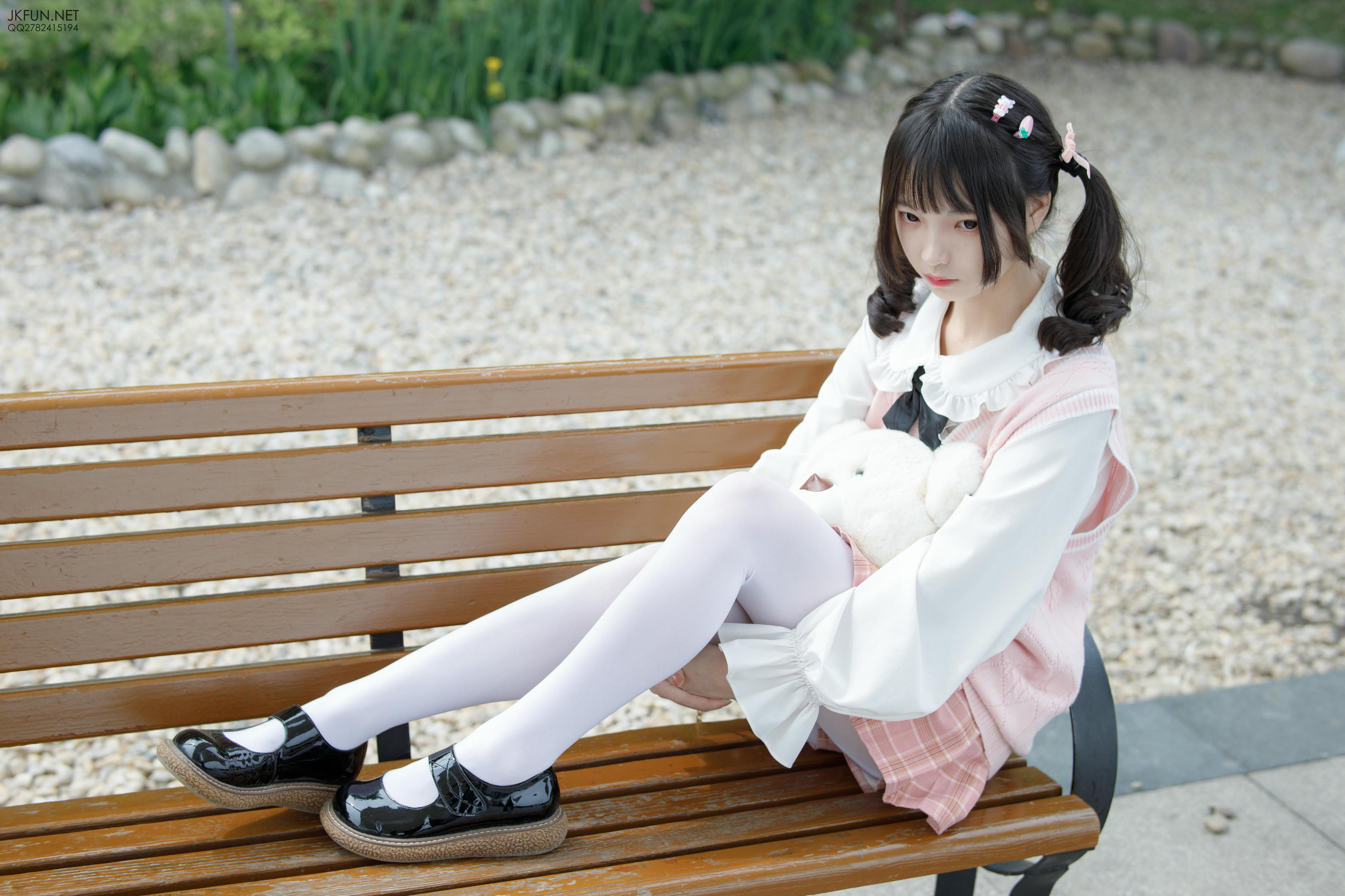 森萝财团 JKFUN-007 默陌 80D白丝 [126P1V-2.71GB]_第1集