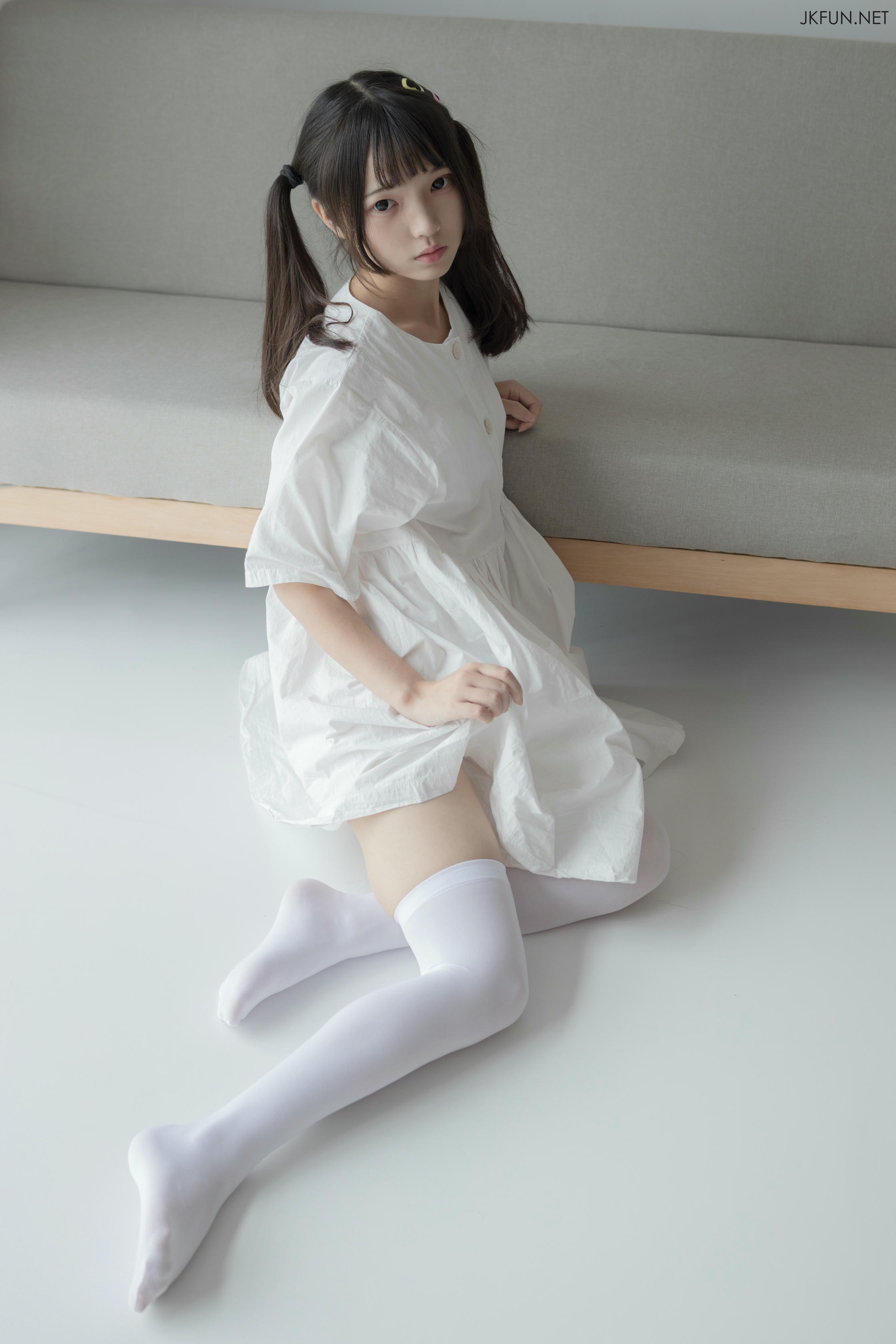 森萝财团 JKFUN-014 默陌 白衣飘飘的年代 [91P1V-2.06GB]_第4集