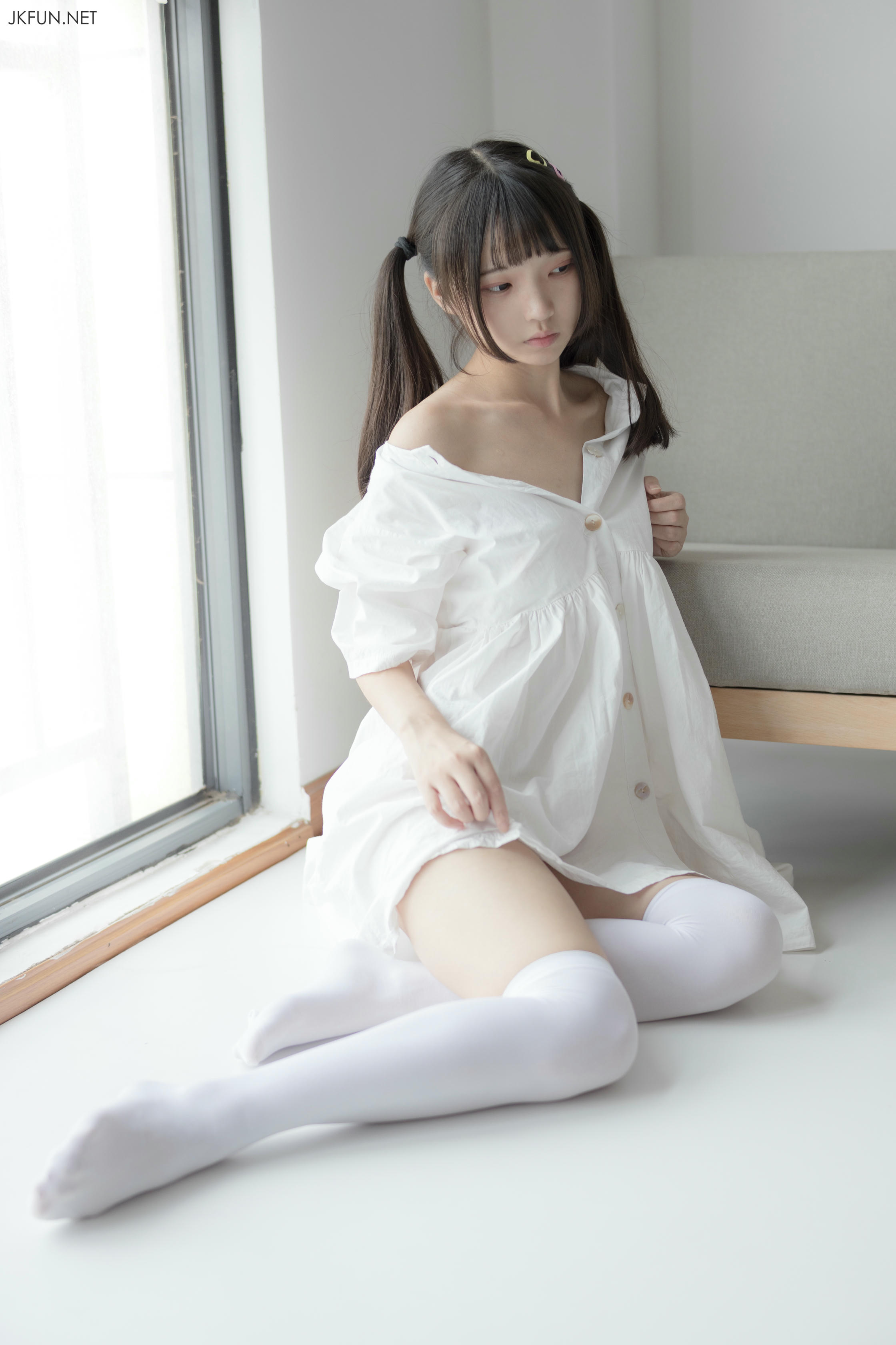 森萝财团 JKFUN-014 默陌 白衣飘飘的年代 [91P1V-2.06GB]_第4集