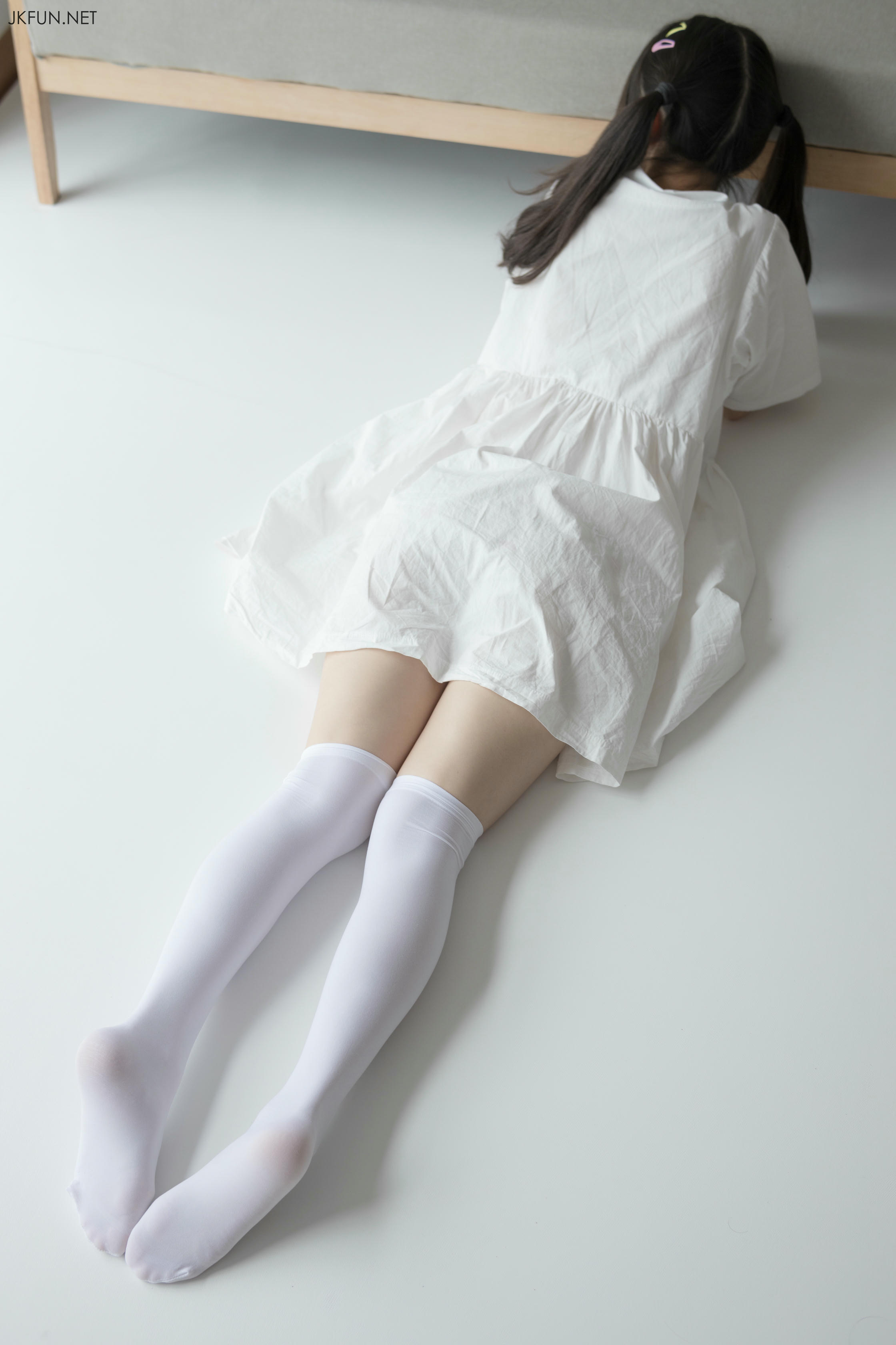 森萝财团 JKFUN-014 默陌 白衣飘飘的年代 [91P1V-2.06GB]_第4集