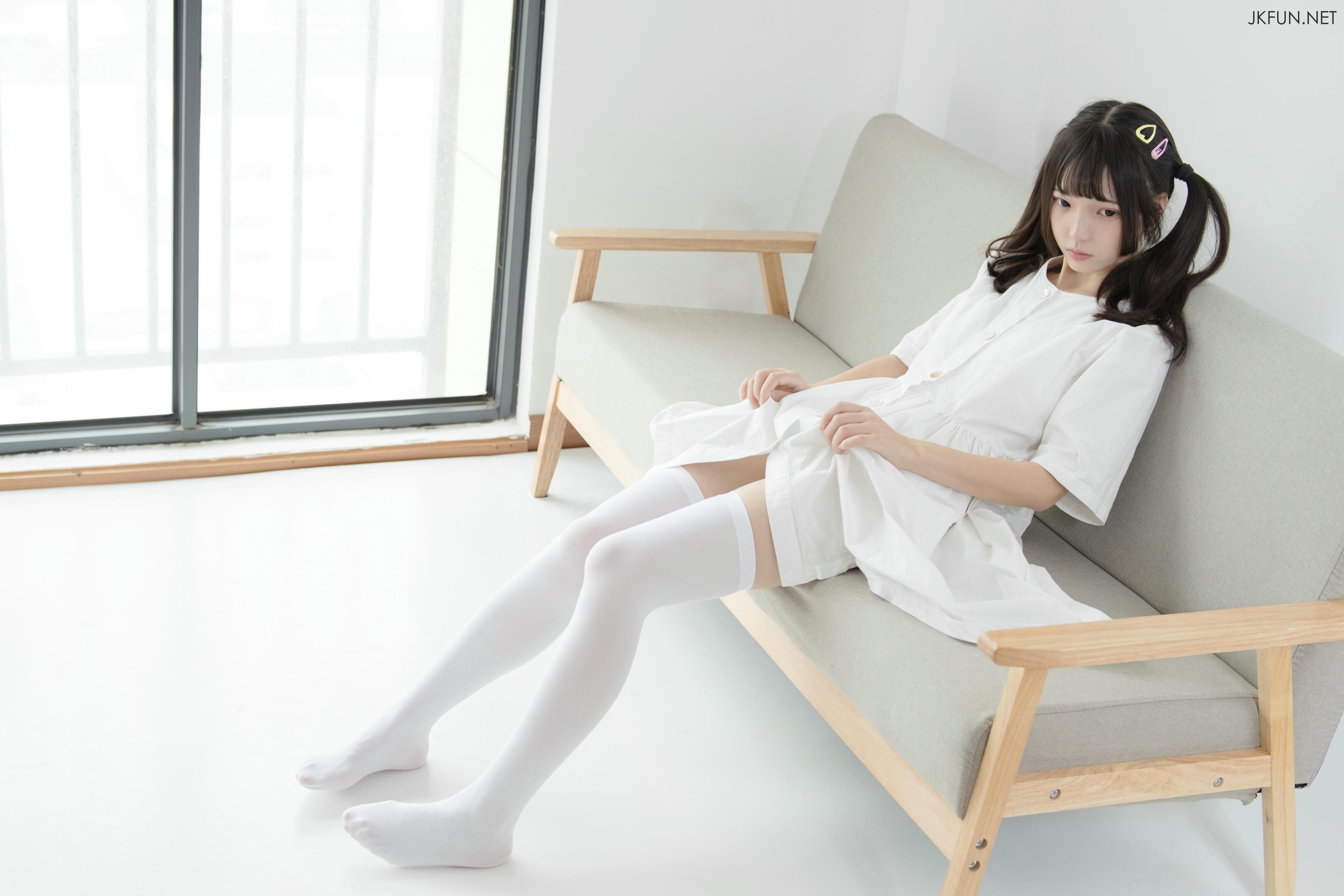 森萝财团 JKFUN-014 默陌 白衣飘飘的年代 [91P1V-2.06GB]_第1集