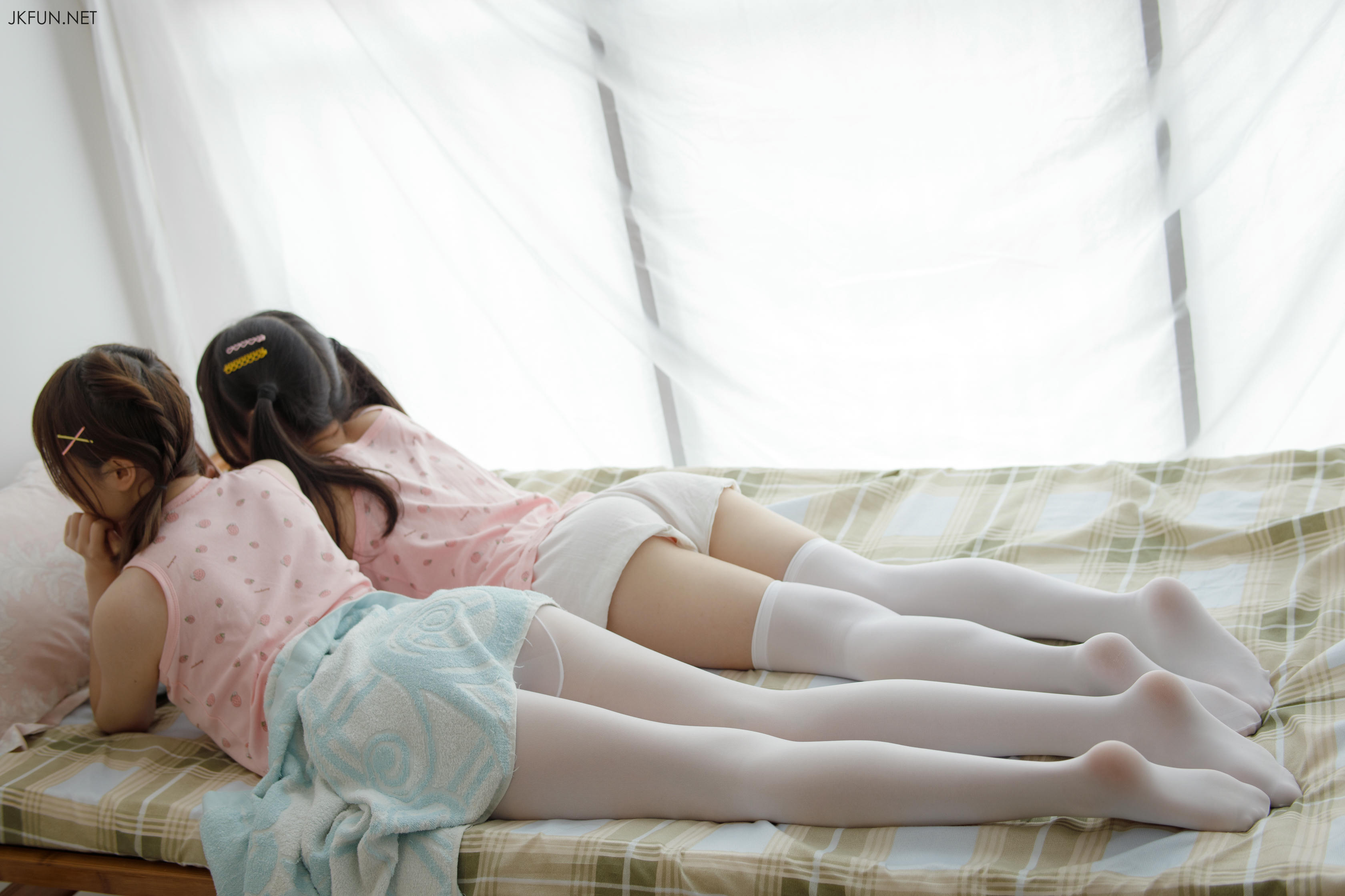 森萝财团 JKFUN-015 默陌+AIKA-过膝袜+裤袜 [88P1V-2.16G]_第2集