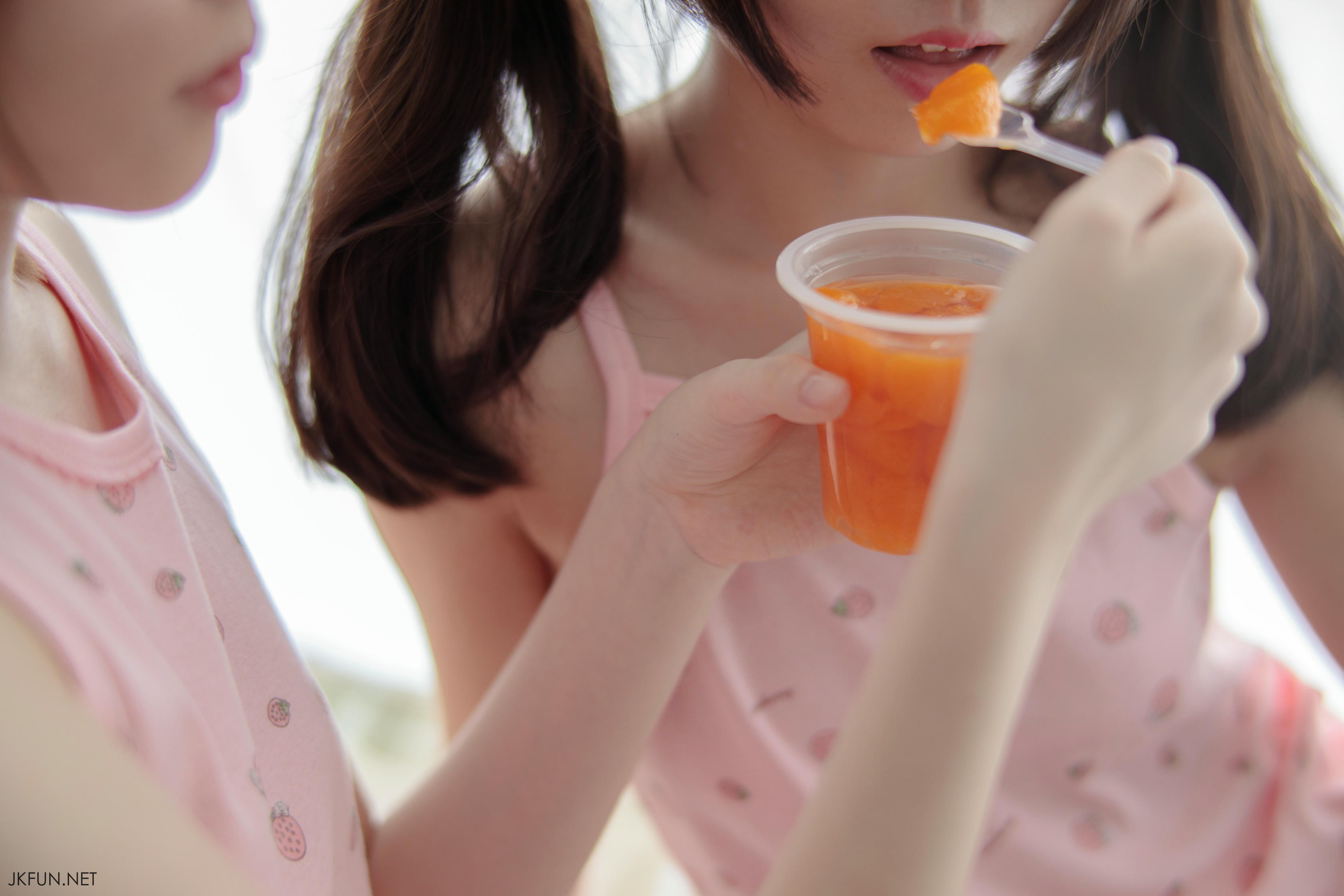 森萝财团 JKFUN-015 默陌+AIKA-过膝袜+裤袜 [88P1V-2.16G]_第3集