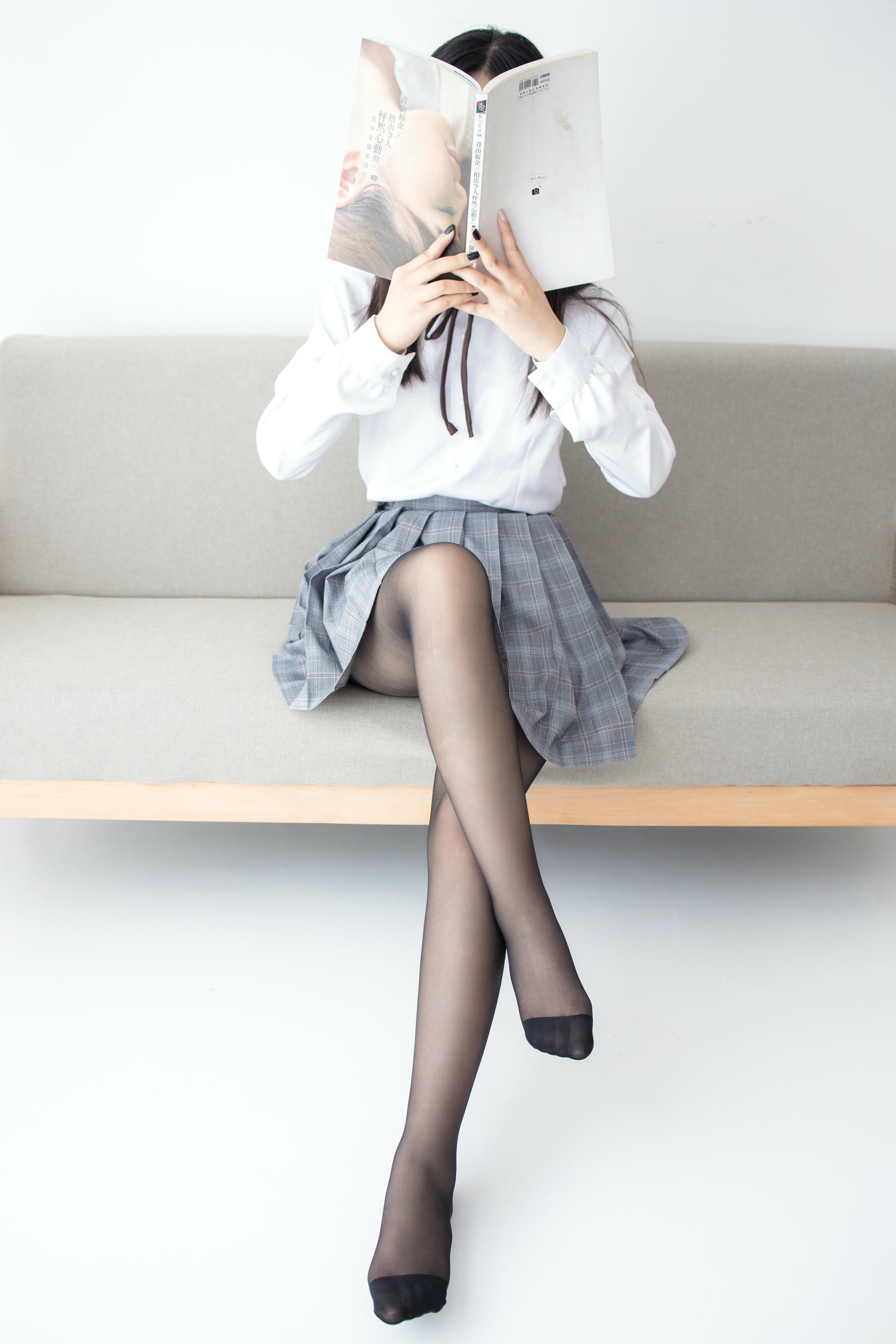 森萝财团 JKFUN-016 新人小夜 黑丝 [80P+1V／1.56G]_第1集