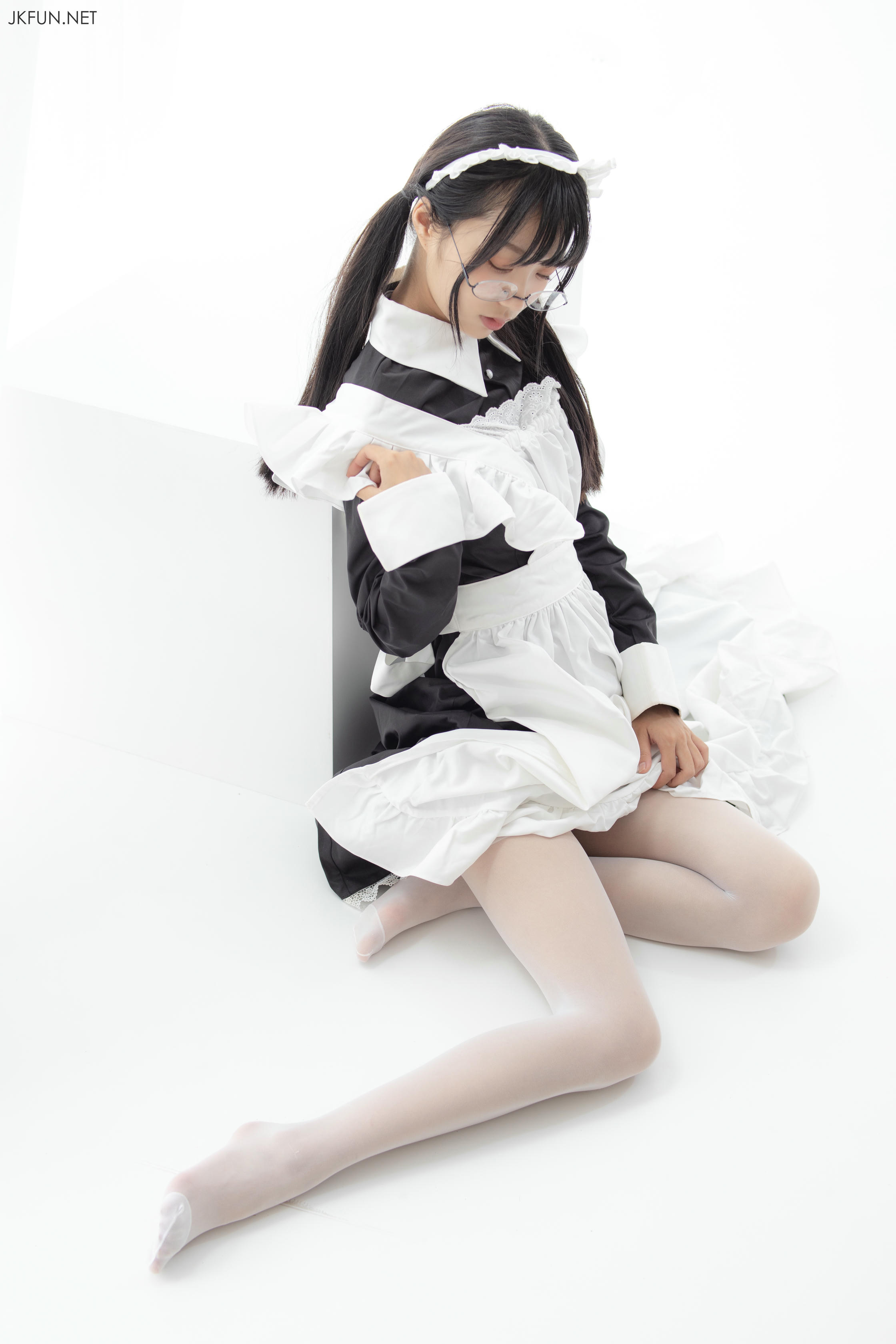 森萝财团 JKFUN-017 小梓 15D超薄白丝 [127P+1V／2.32G]_第6集