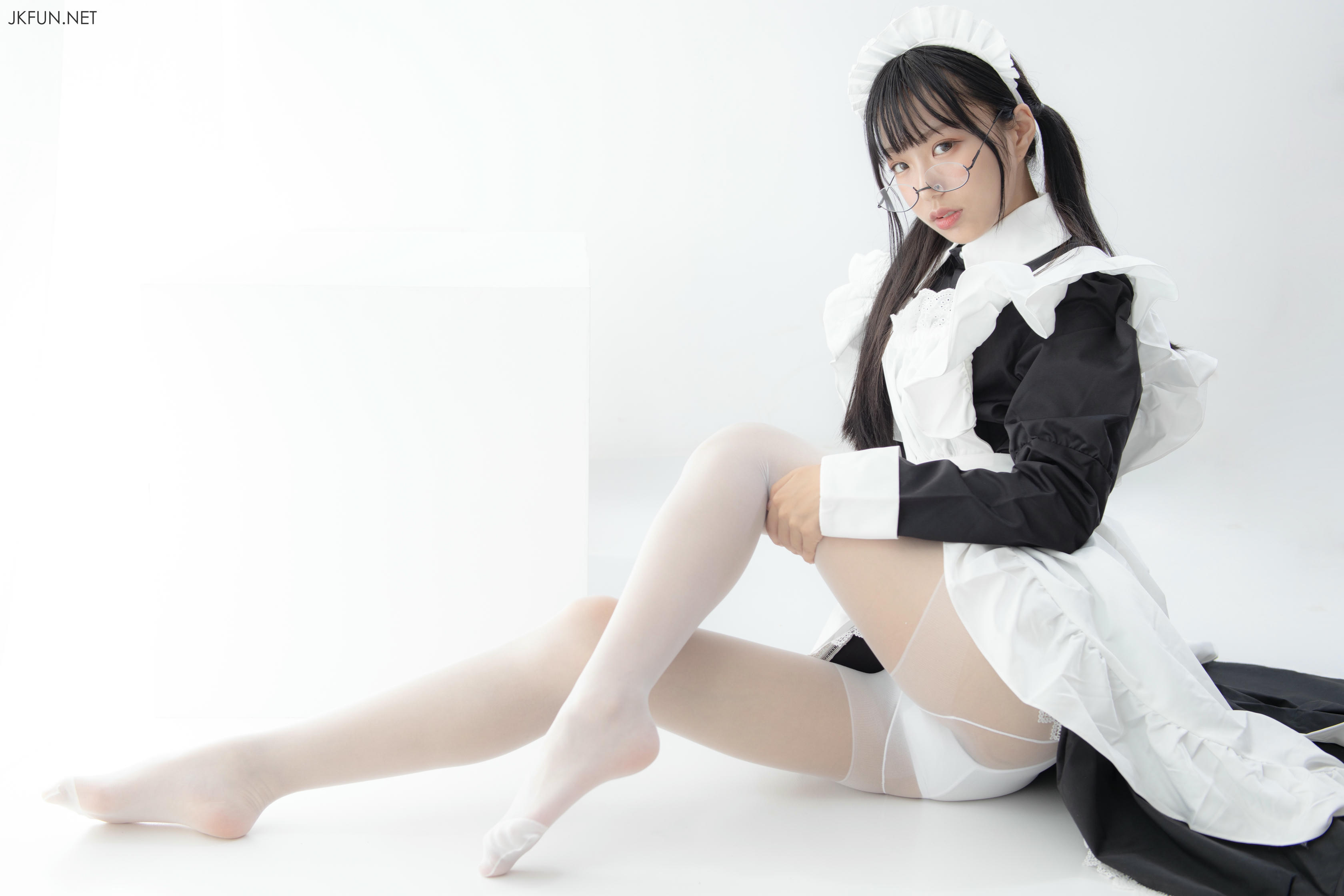 森萝财团 JKFUN-017 小梓 15D超薄白丝 [127P+1V／2.32G]_第3集
