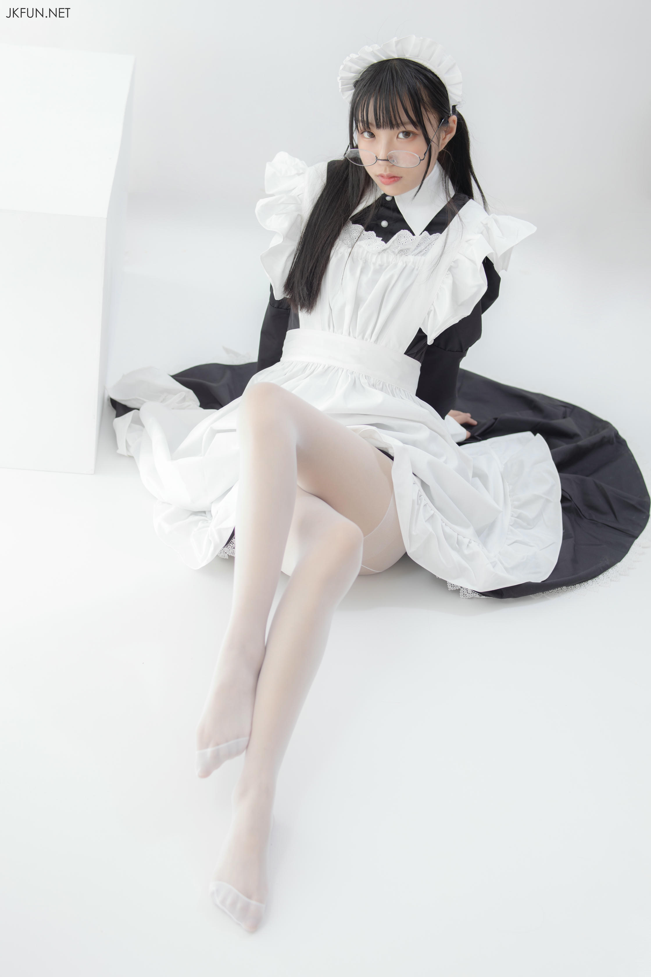 森萝财团 JKFUN-017 小梓 15D超薄白丝 [127P+1V／2.32G]_第3集