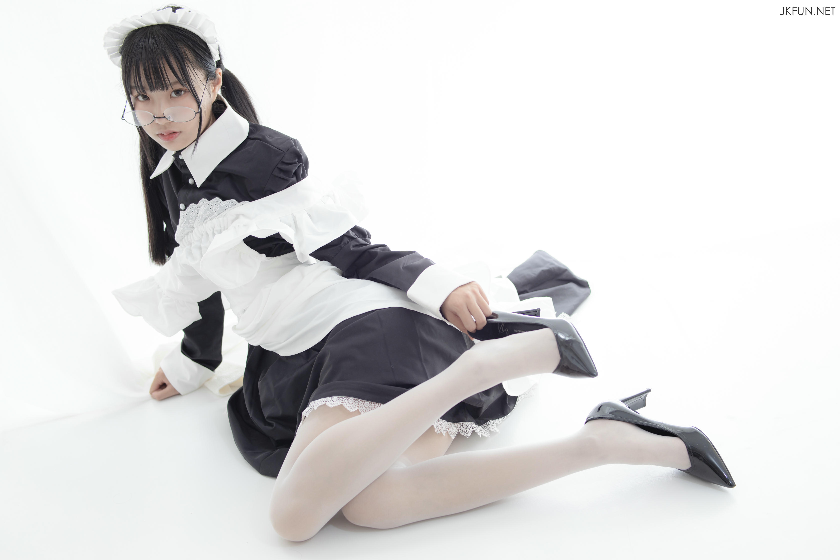 森萝财团 JKFUN-017 小梓 15D超薄白丝 [127P+1V／2.32G]_第4集