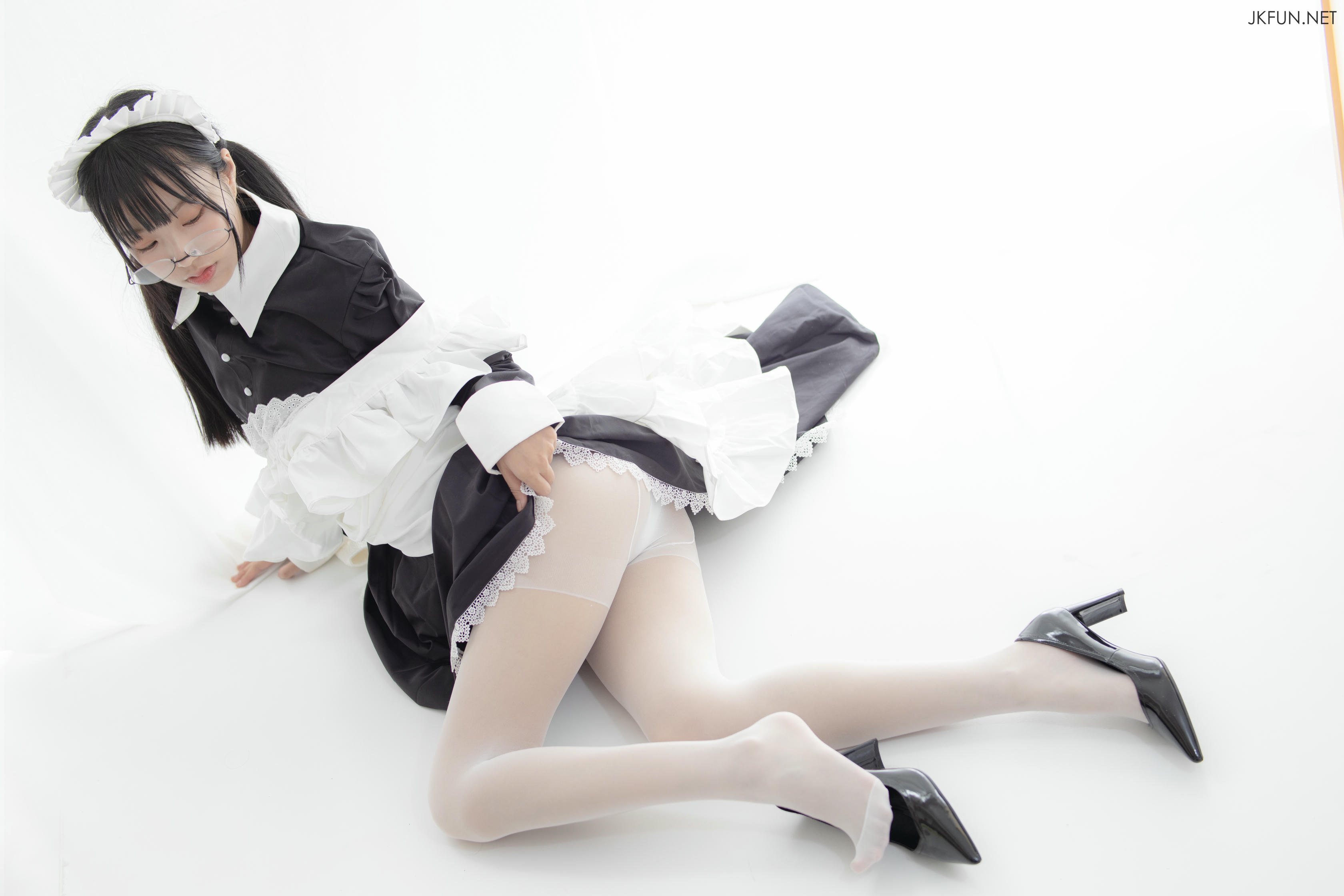 森萝财团 JKFUN-017 小梓 15D超薄白丝 [127P+1V／2.32G]_第4集