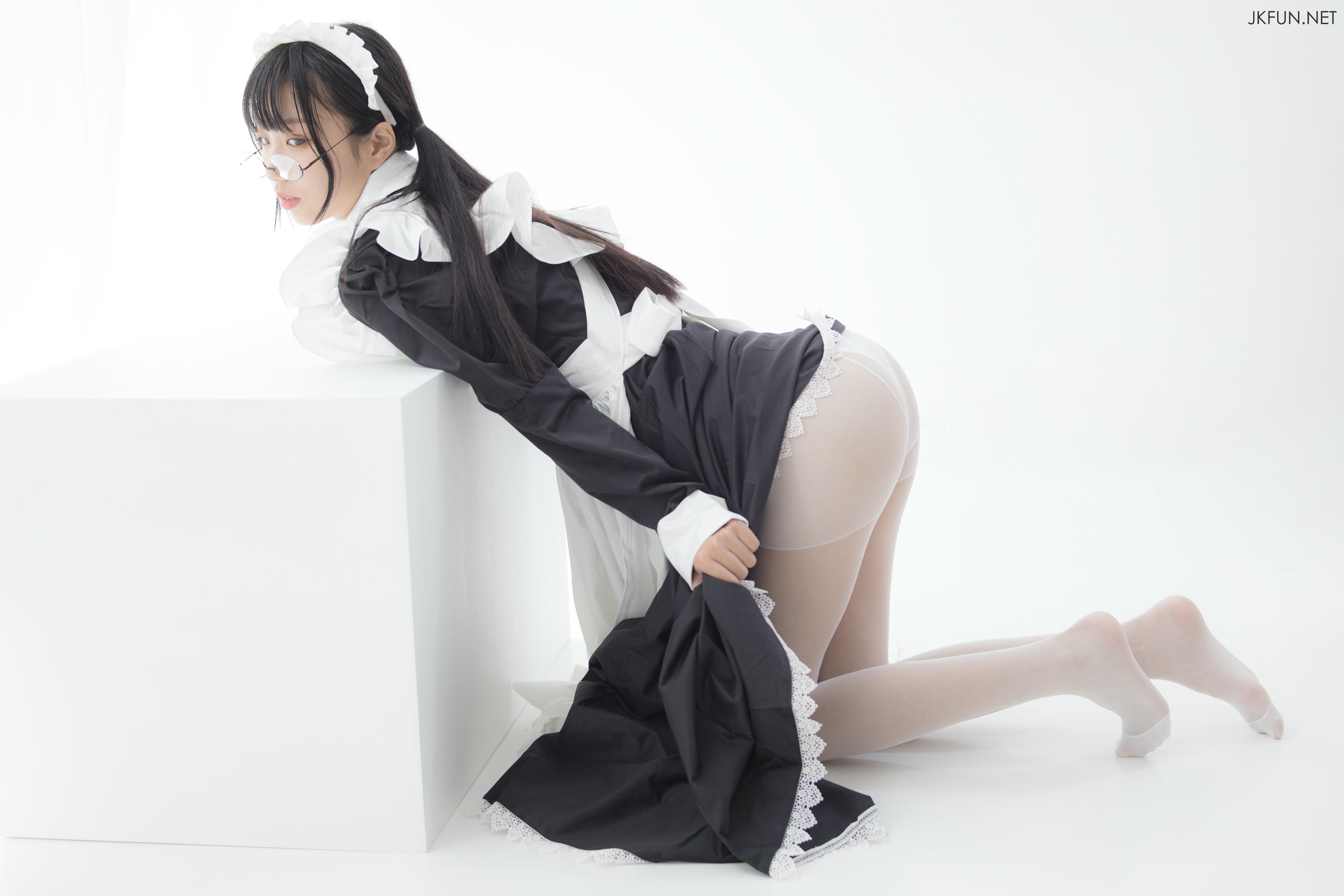 森萝财团 JKFUN-017 小梓 15D超薄白丝 [127P+1V／2.32G]_第5集