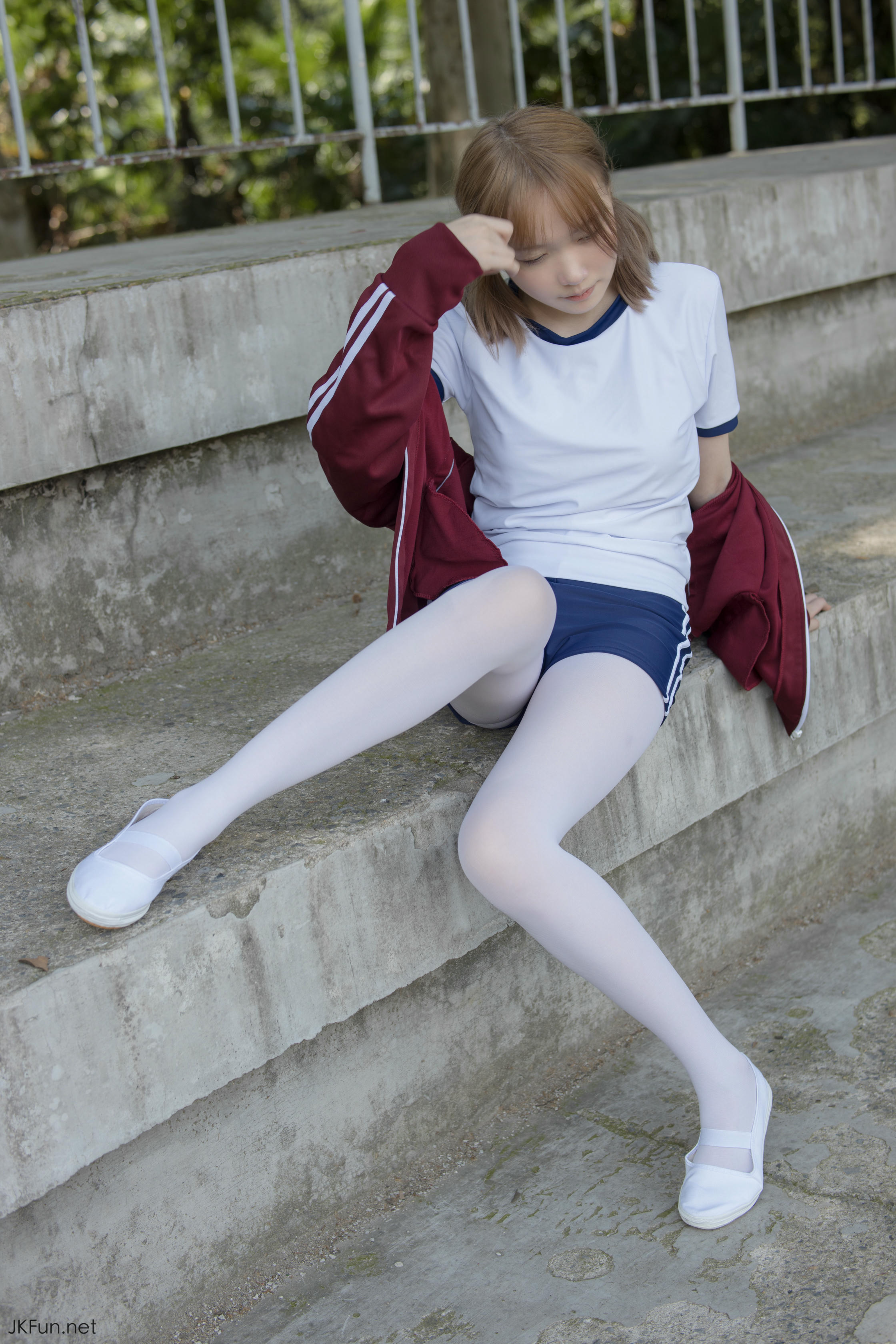 森萝财团 JKFUN-019 Aika 80D白丝外景体操服 [107P+1V／2.4G]_第2集