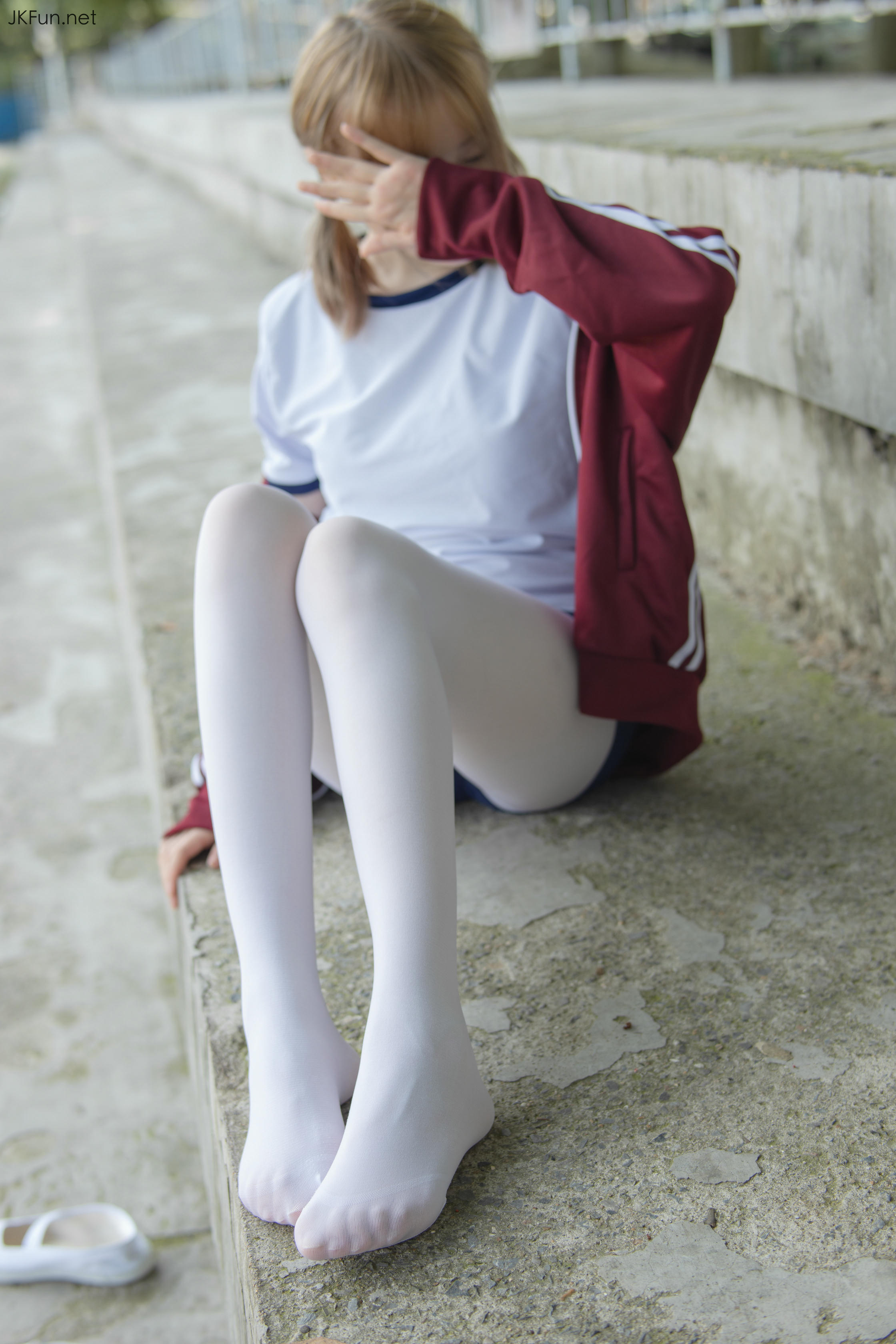 森萝财团 JKFUN-019 Aika 80D白丝外景体操服 [107P+1V／2.4G]_第2集
