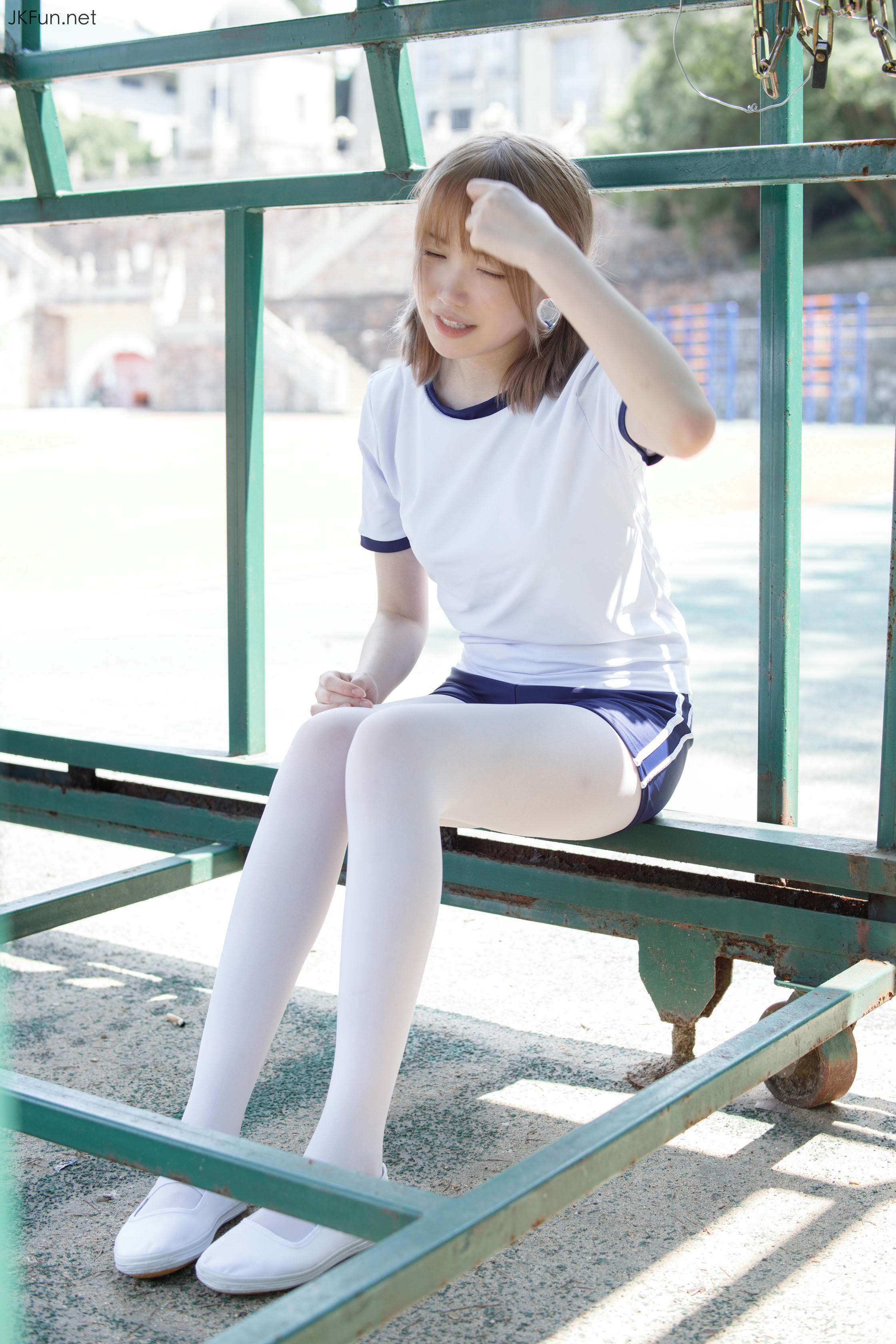 森萝财团 JKFUN-019 Aika 80D白丝外景体操服 [107P+1V／2.4G]_第3集