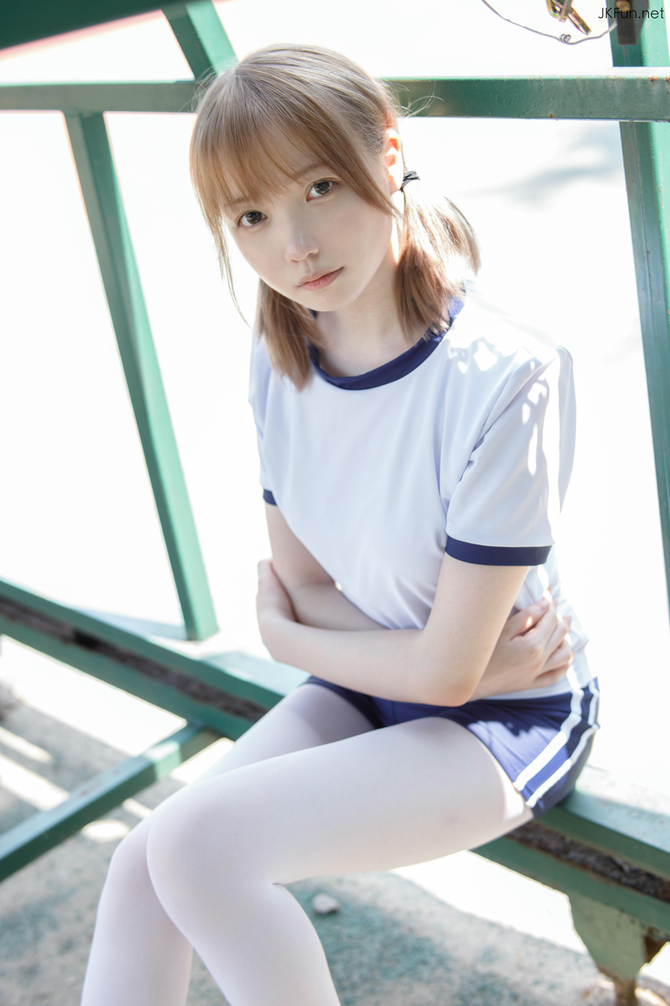 森萝财团 JKFUN-019 Aika 80D白丝外景体操服 [107P+1V／2.4G]_第3集