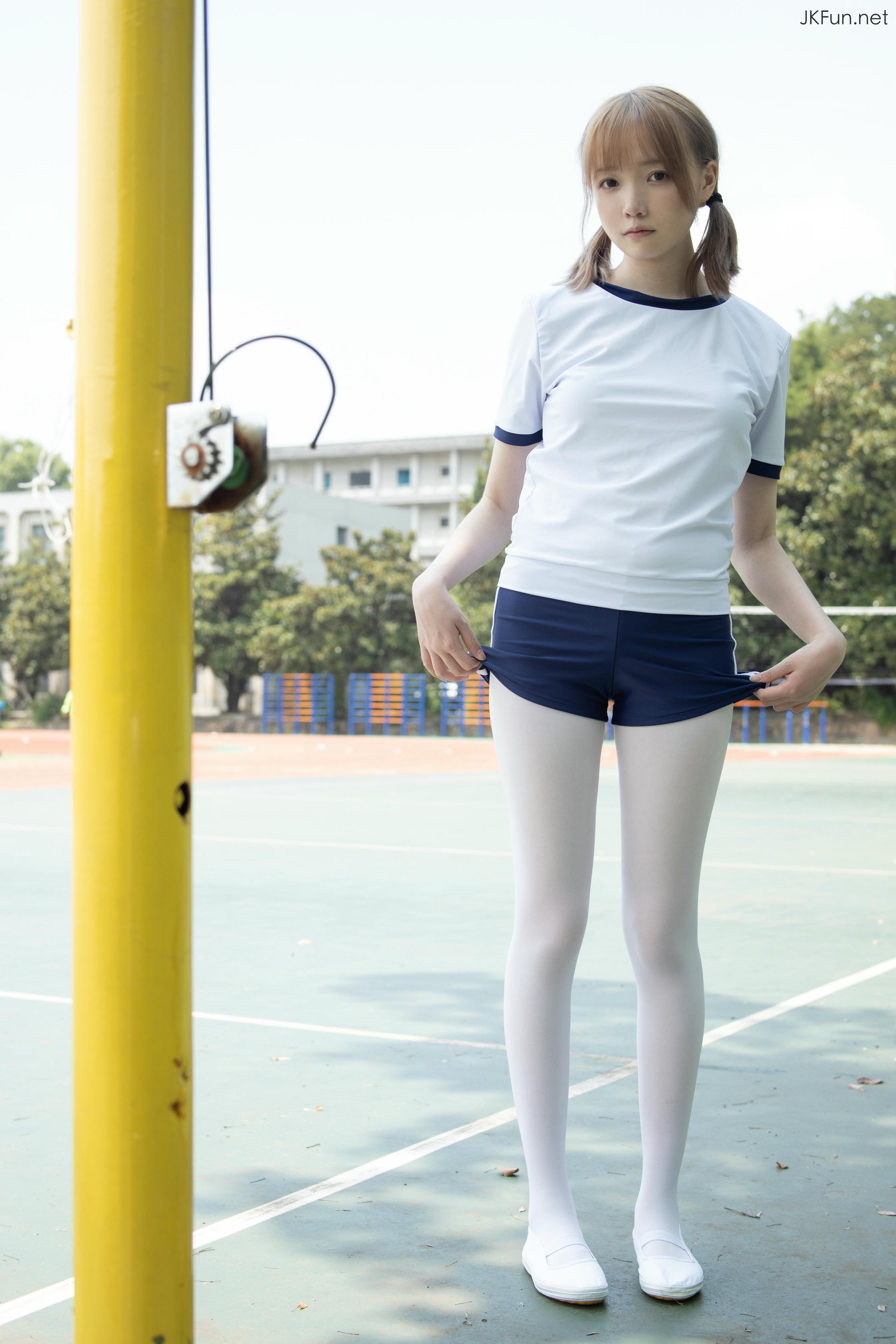 森萝财团 JKFUN-019 Aika 80D白丝外景体操服 [107P+1V／2.4G]_第1集