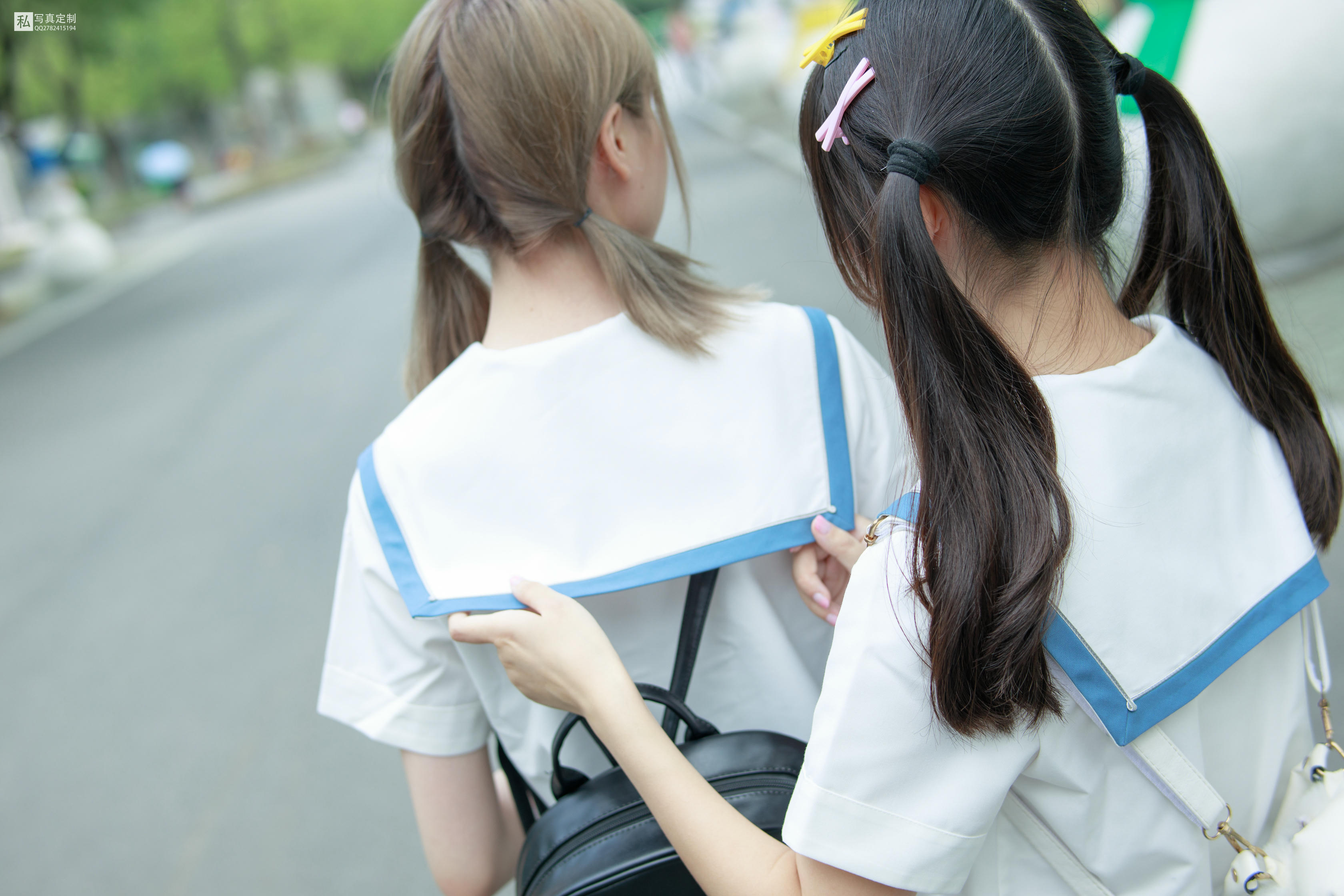 森萝财团 JKFUN-025 默陌&Aika 80D白丝过膝袜两女一ZOO [93P／1.61GB]_第1集