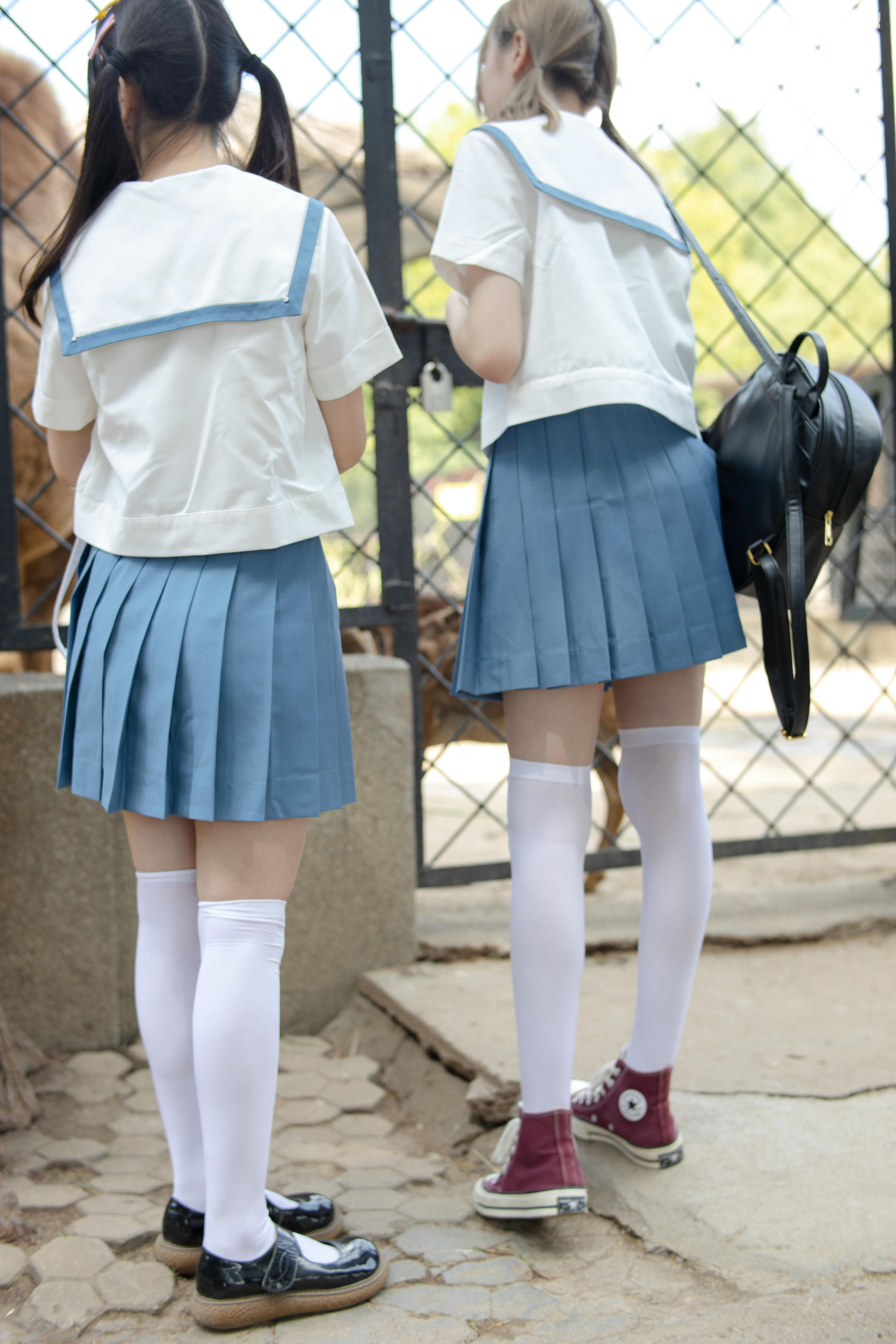 森萝财团 JKFUN-025 默陌&Aika 80D白丝过膝袜两女一ZOO [93P／1.61GB]_第2集