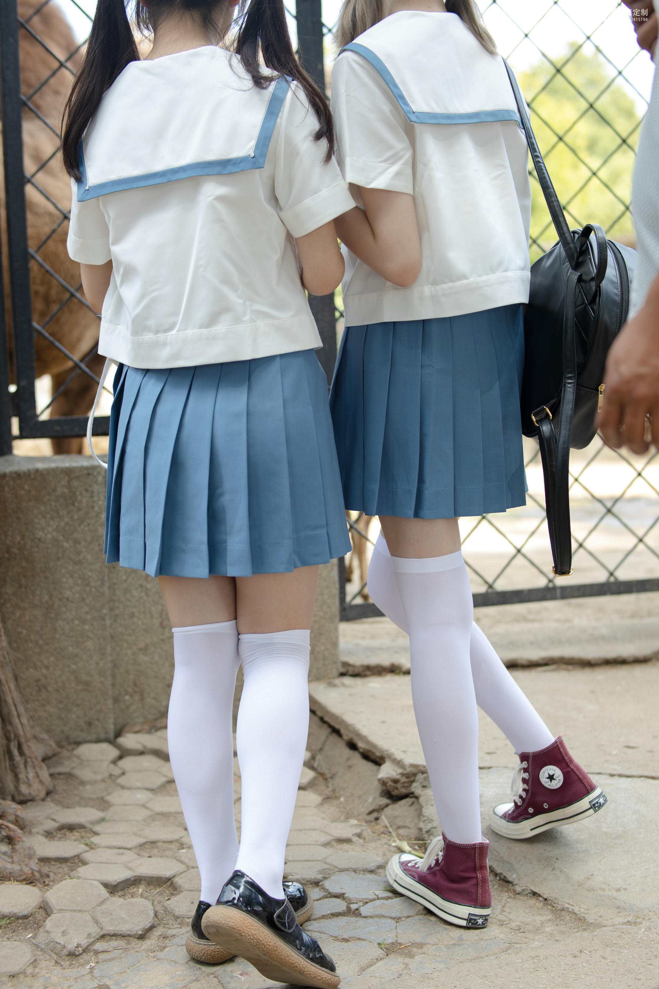 森萝财团 JKFUN-025 默陌&Aika 80D白丝过膝袜两女一ZOO [93P／1.61GB]_第2集