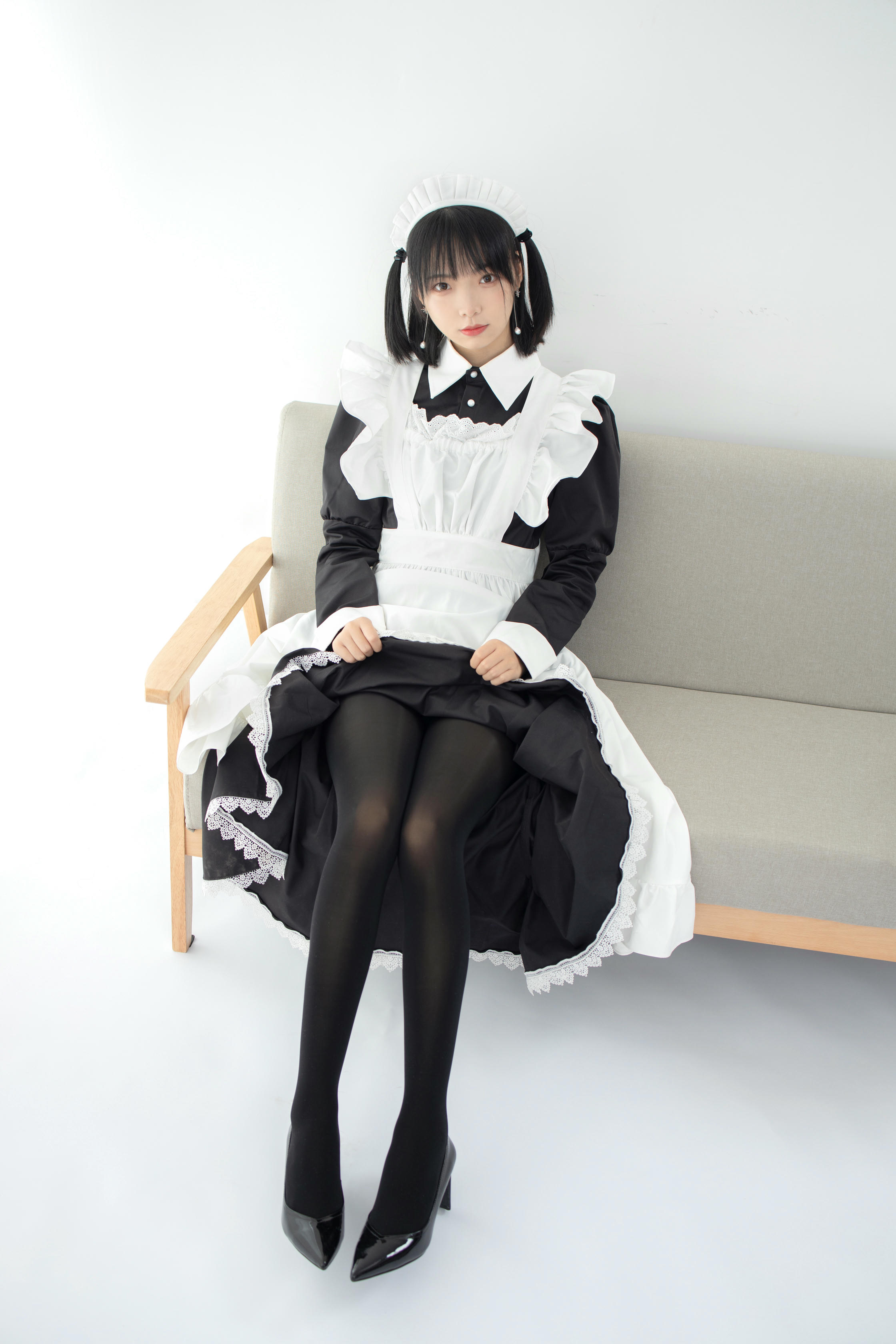 森萝财团 JKFUN-029 卉子 80D黑丝 踩物女仆 [67P+1V／3.16G]_第1集