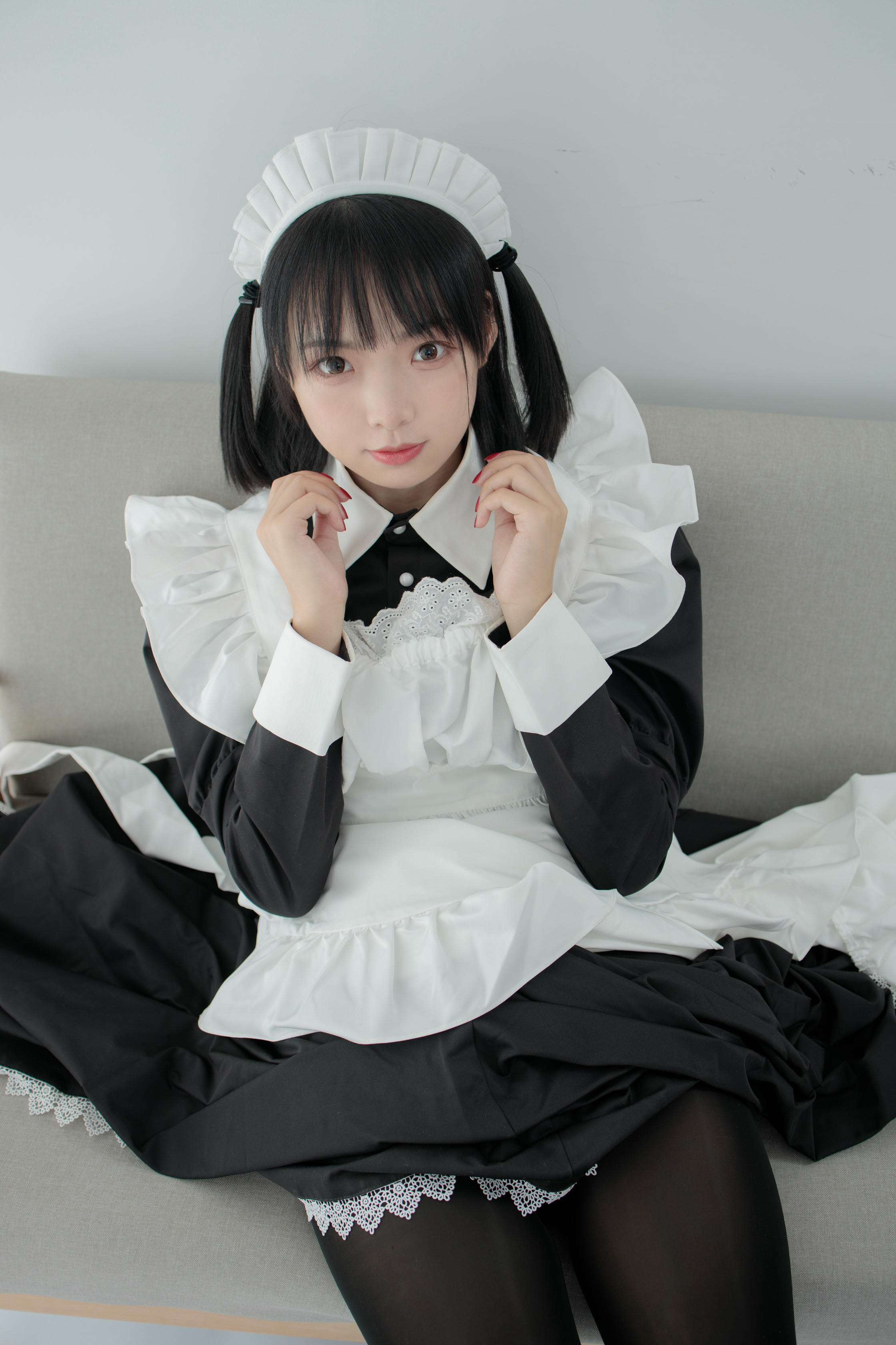 森萝财团 JKFUN-029 卉子 80D黑丝 踩物女仆 [67P+1V／3.16G]_第2集