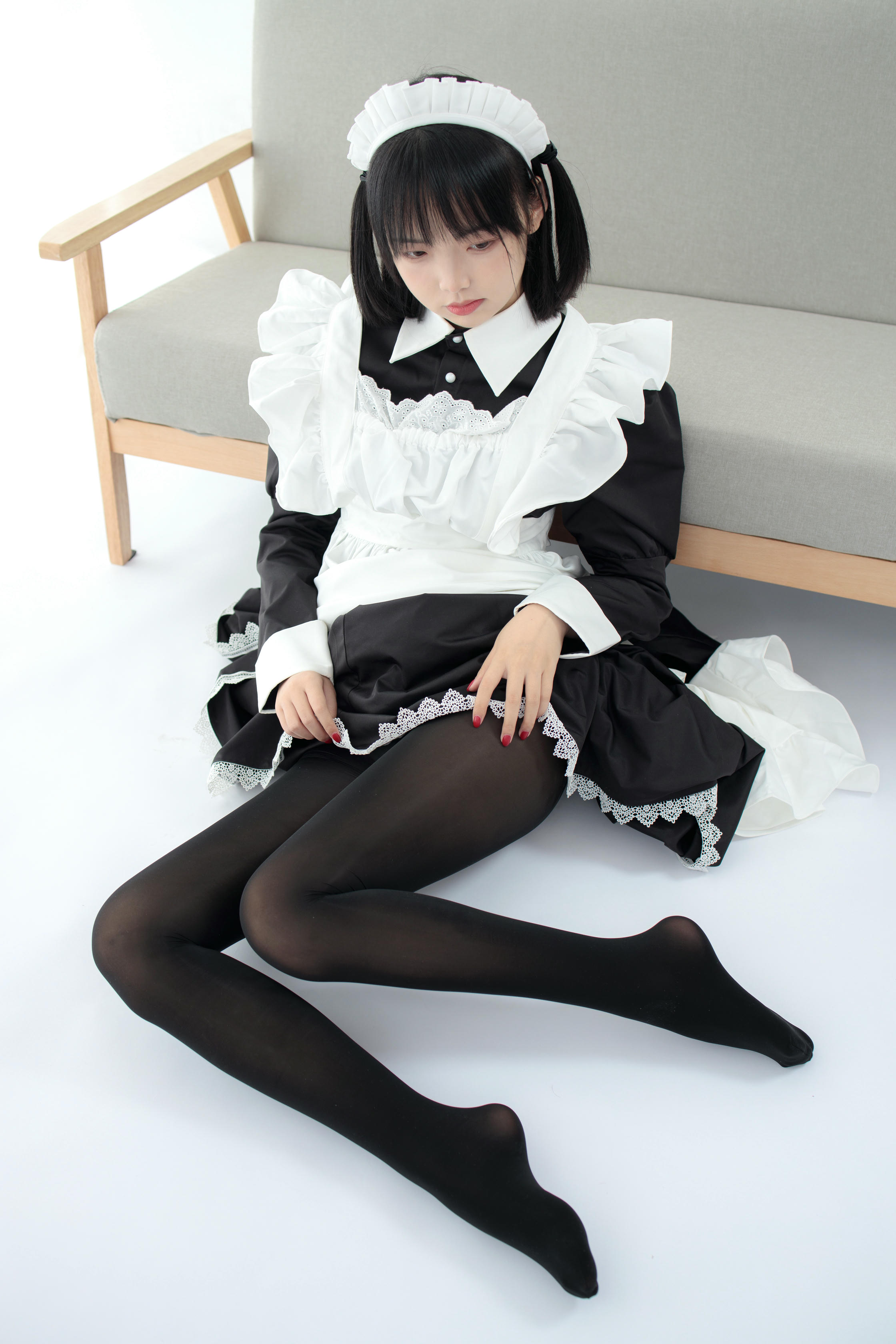 森萝财团 JKFUN-029 卉子 80D黑丝 踩物女仆 [67P+1V／3.16G]_第2集