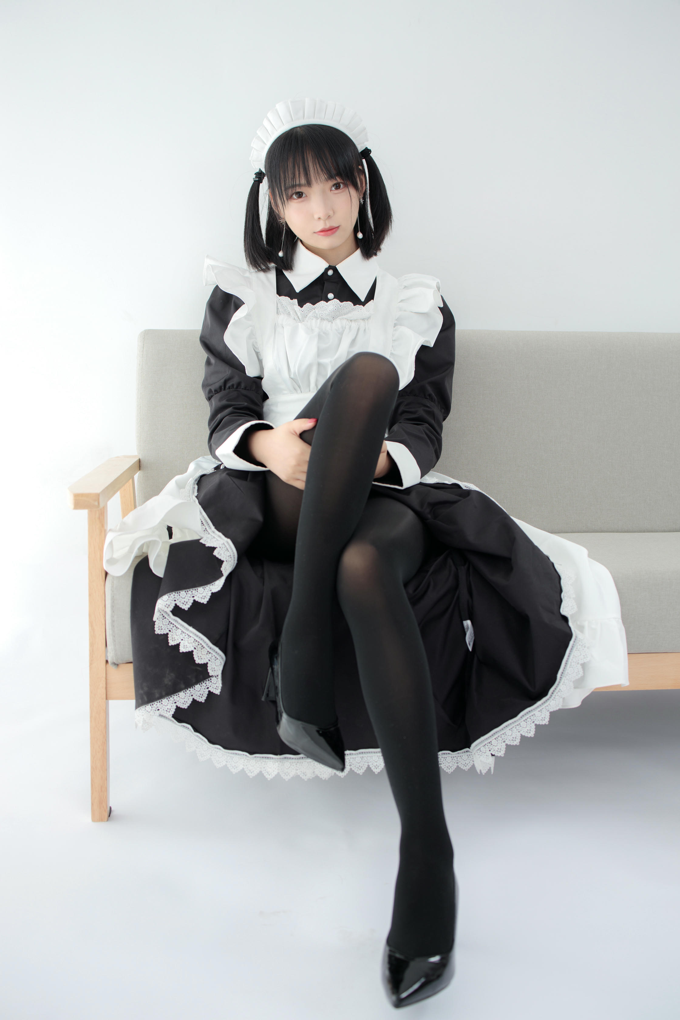森萝财团 JKFUN-029 卉子 80D黑丝 踩物女仆 [67P+1V／3.16G]_第1集