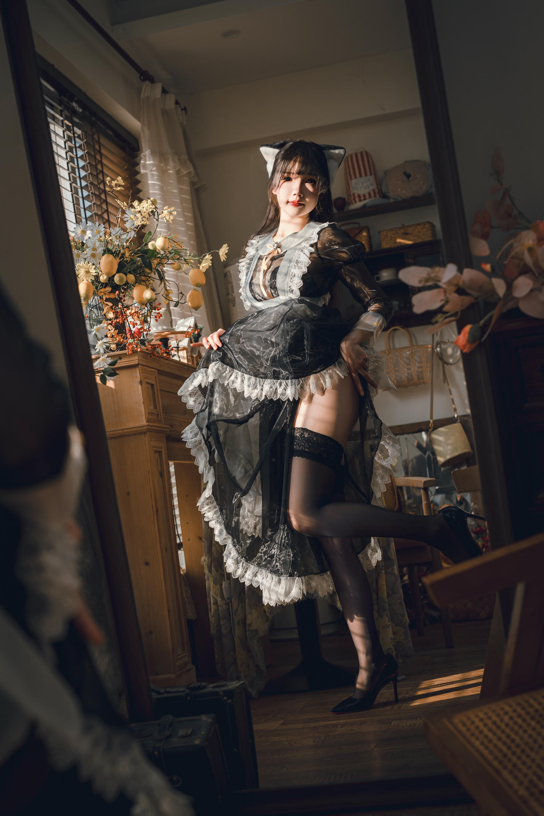 雪晴Astra NO.054 2024春季限定 透明女仆 [71P2V-1.95GB]_第2集