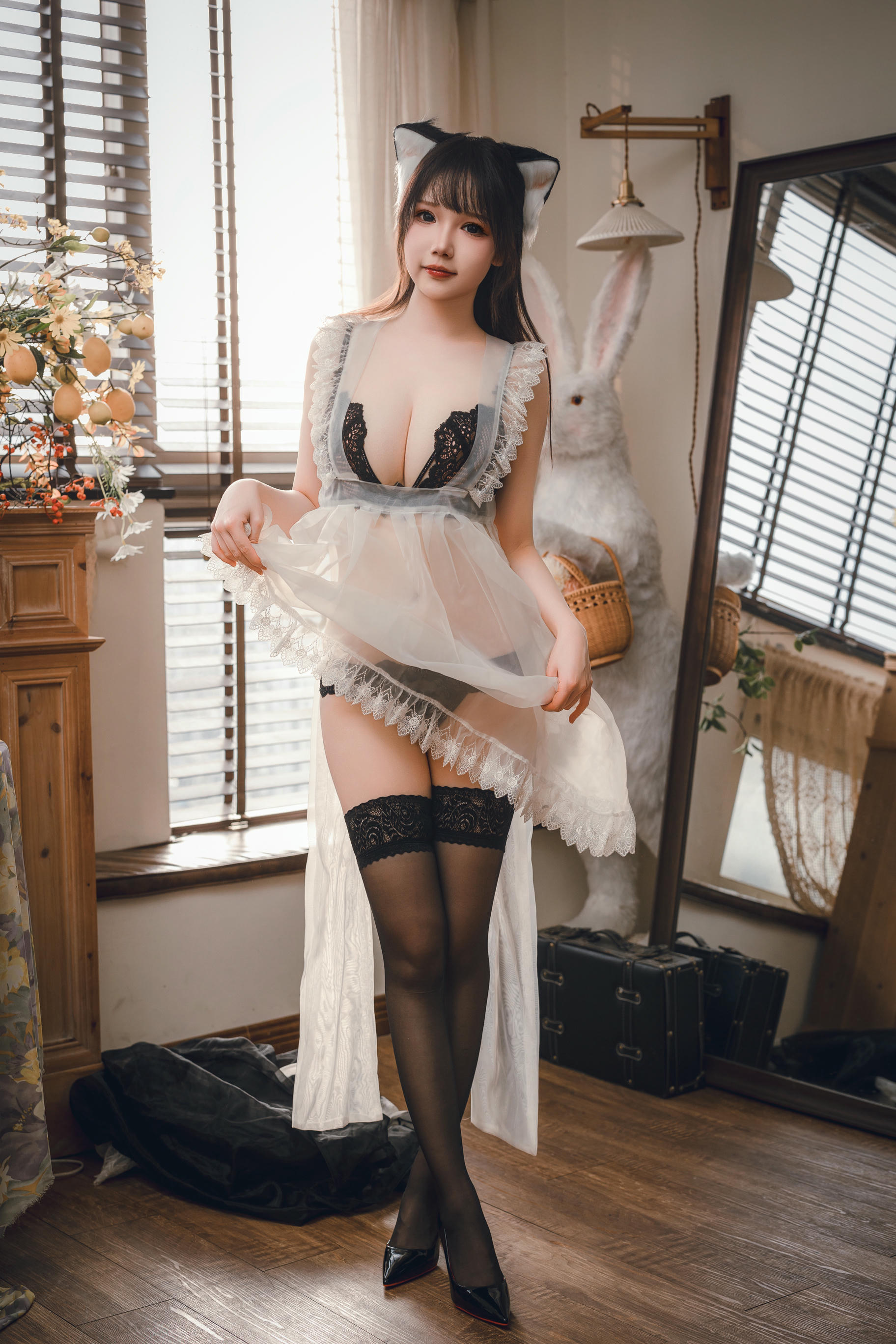 雪晴Astra NO.054 2024春季限定 透明女仆 [71P2V-1.95GB]_第2集