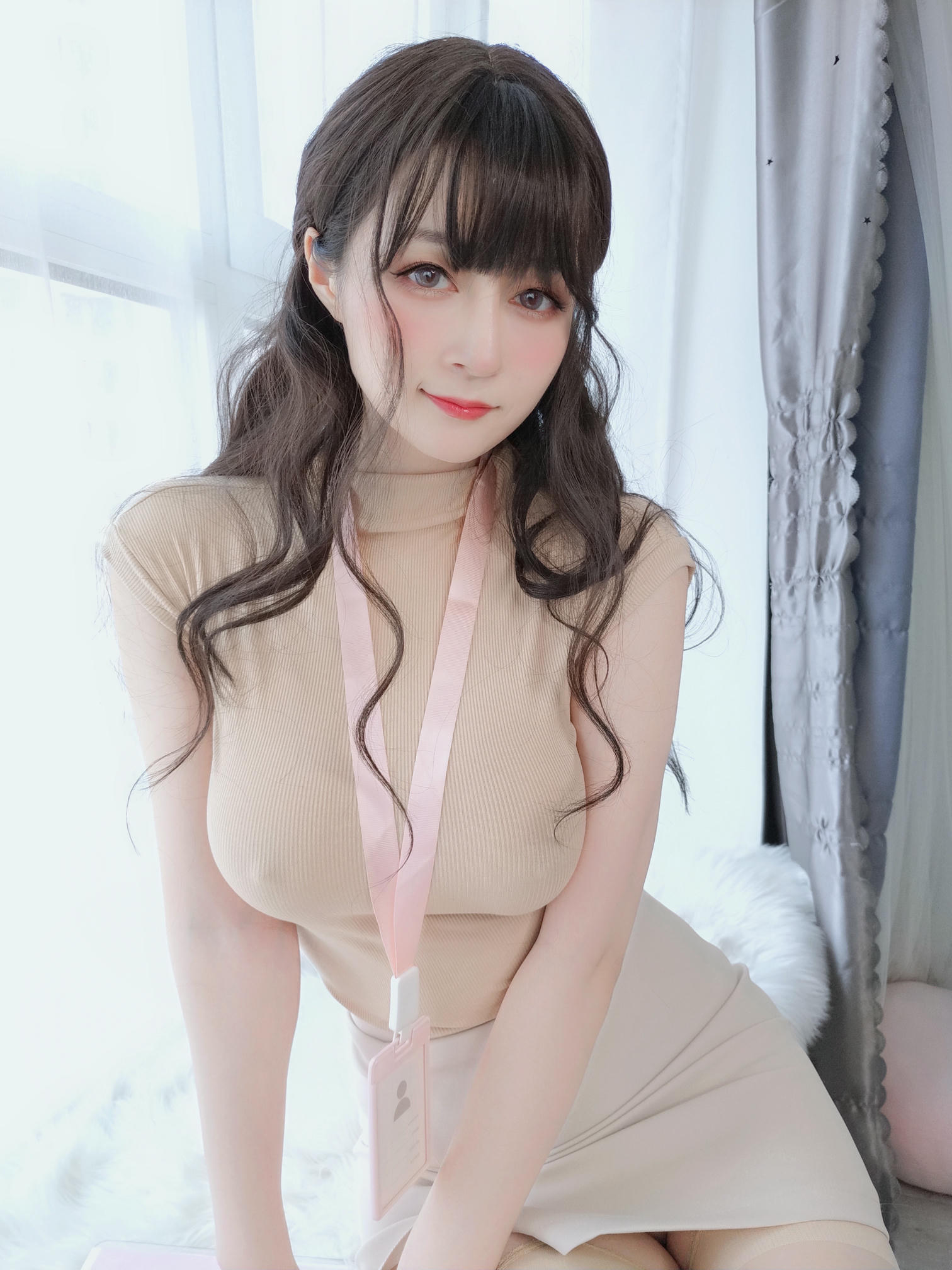 白银81 NO.087 fantia10月合集 [245P28V-1.66GB]-【20211010】会社の後輩_第1集