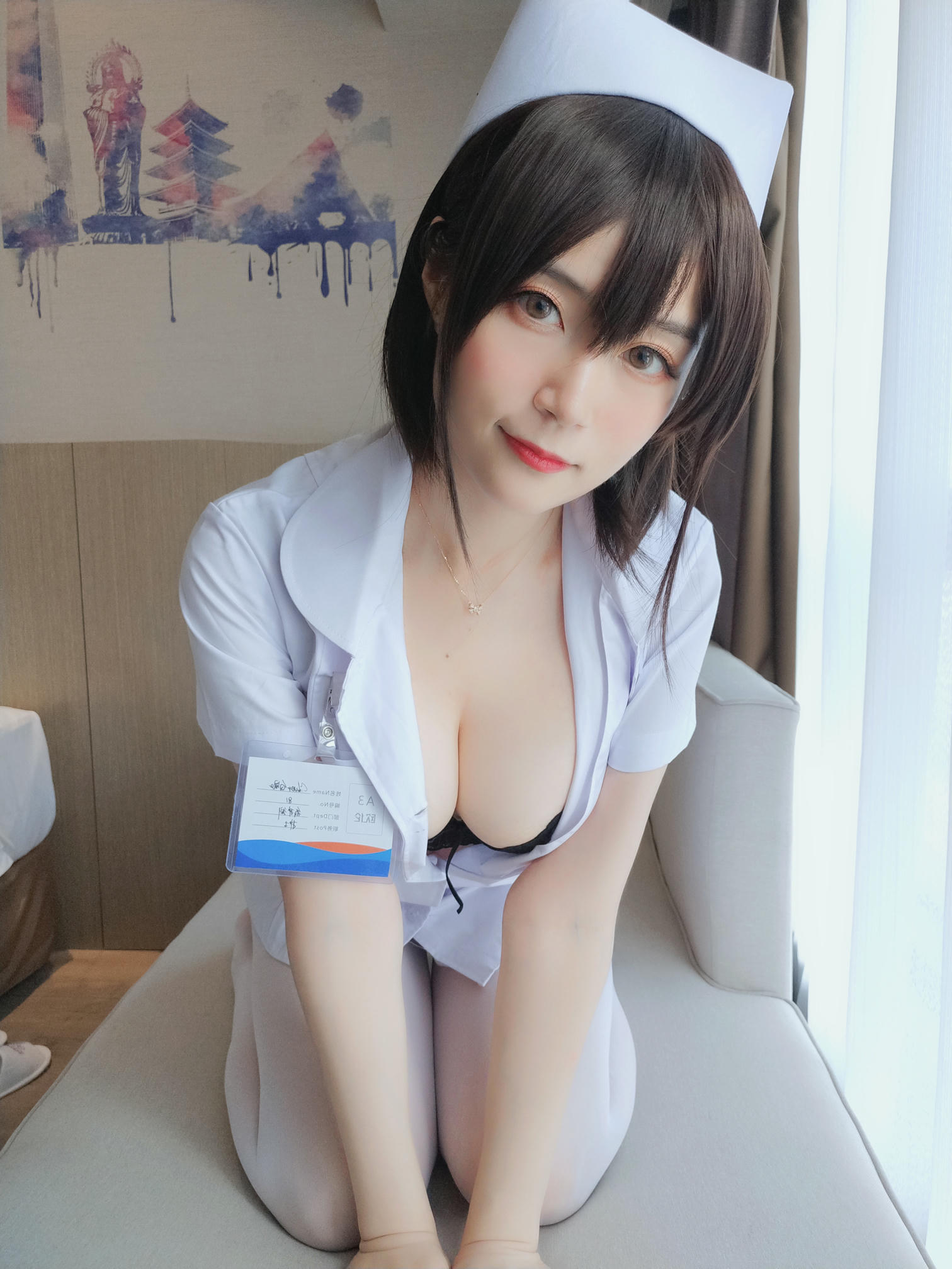 白银81 NO.015 短发小护士 [37P-226MB]_第2集