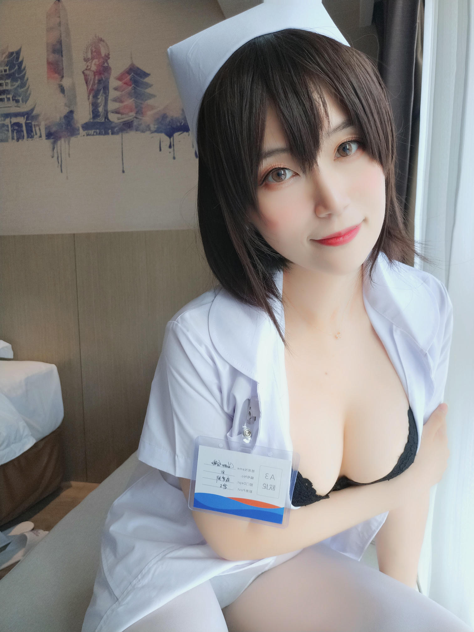 白银81 NO.015 短发小护士 [37P-226MB]_第1集