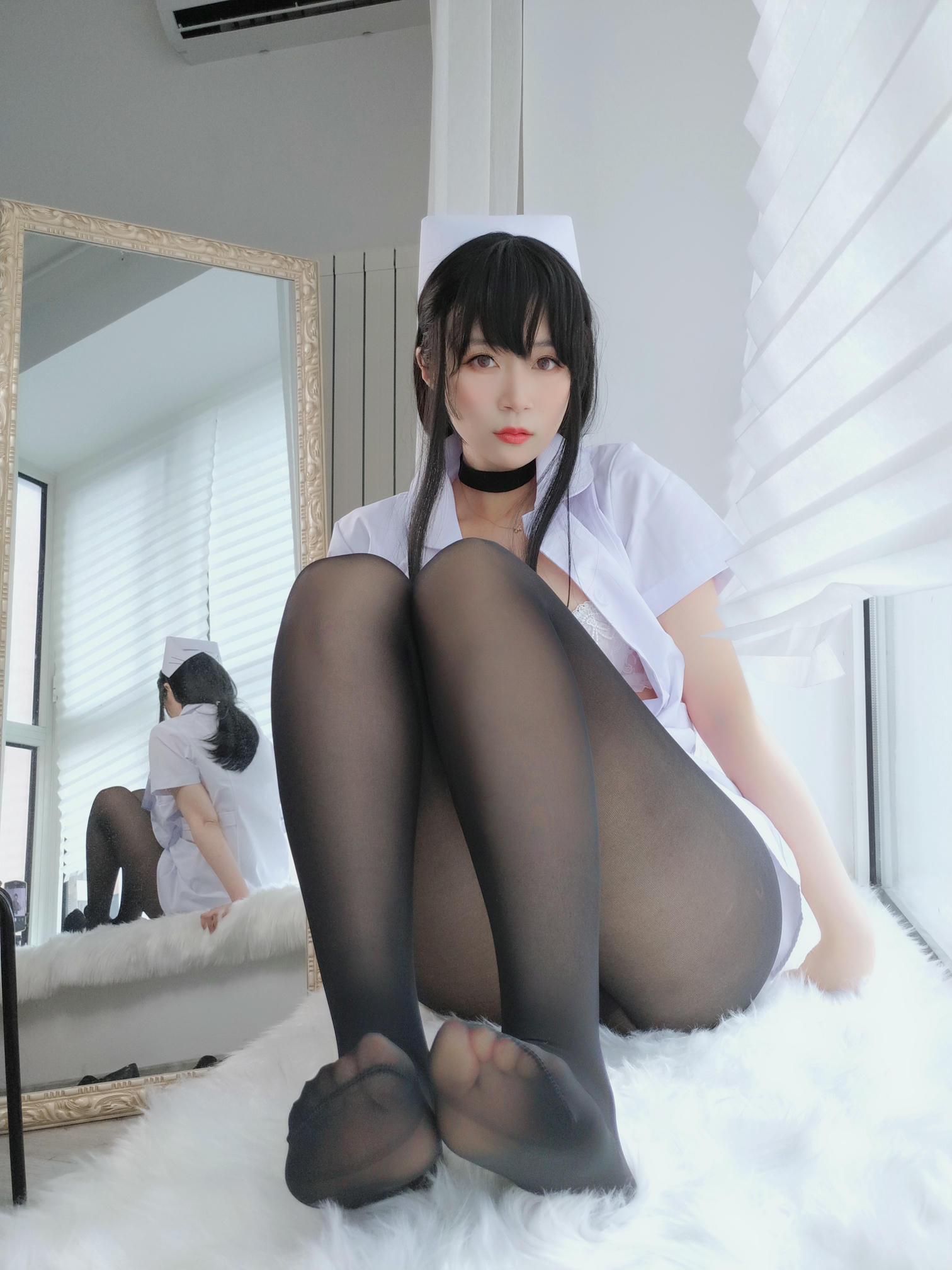 白银81 NO.016 长发小护士 [66P3V-447MB]_第4集