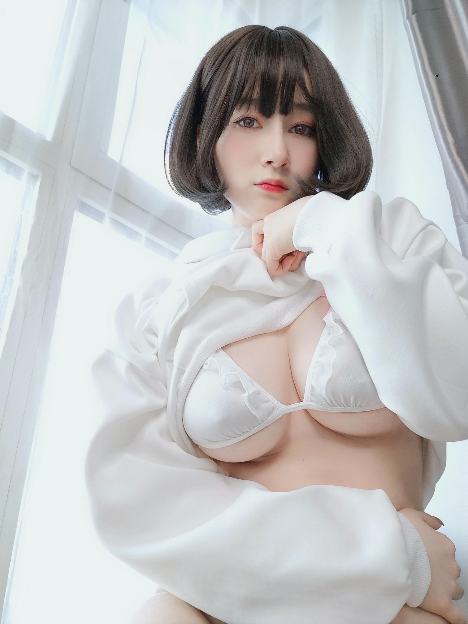 白银81 NO.095 2022年4月fantia合集 [380P11V-1.30GB]-【20220427】妹妹在家里做什么？_第1集