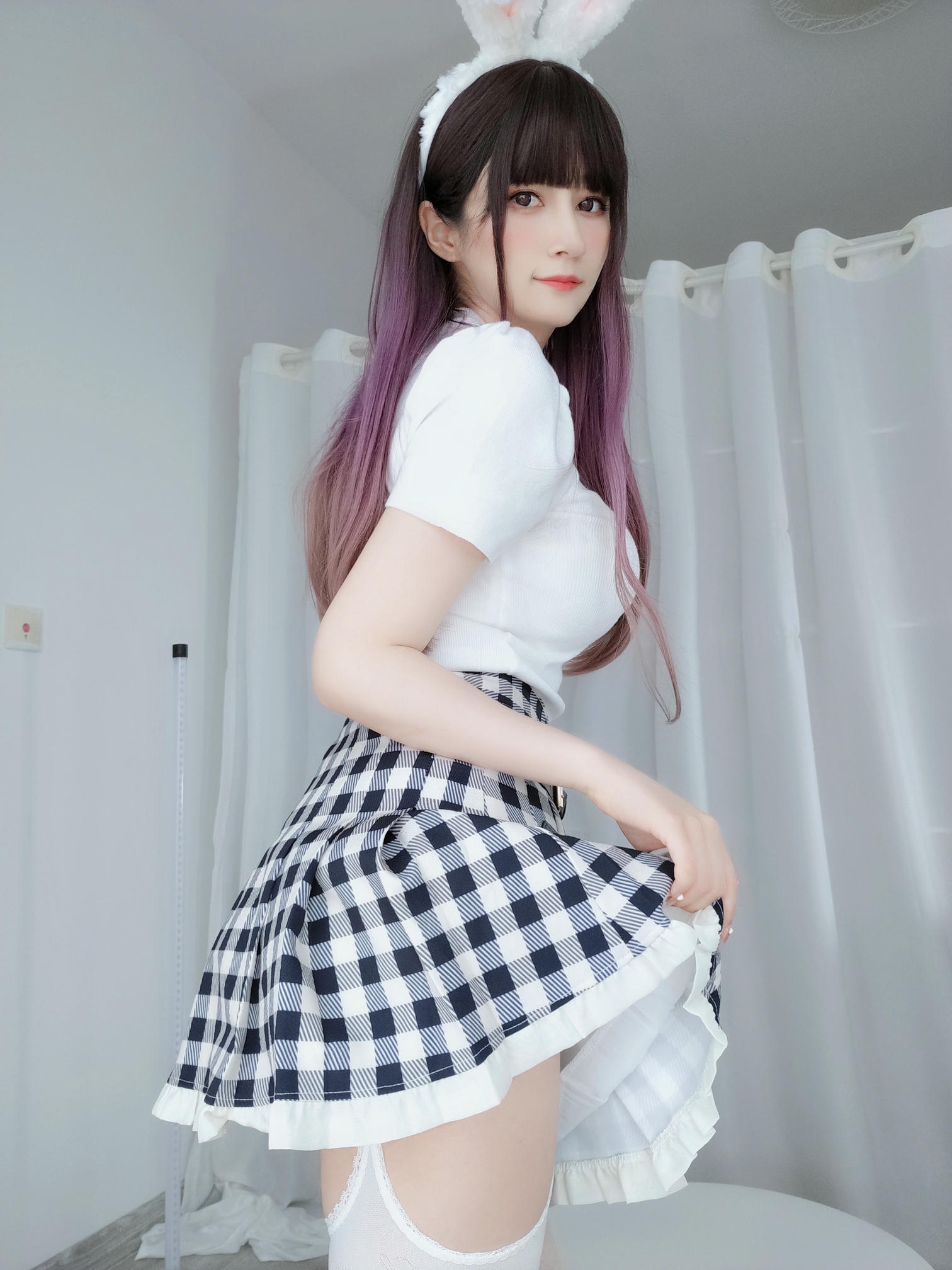 白银81 NO.101 白丝兔女郎[168P+7V／1.19GB]_第1集